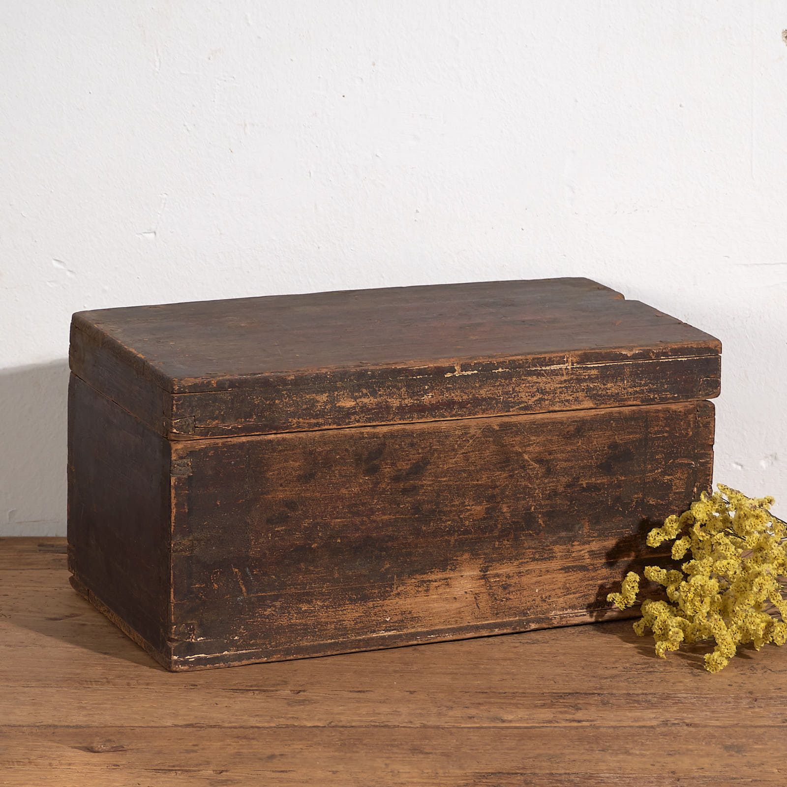 Small Antique Wabi Sabi Style Case (C.1900) #35
