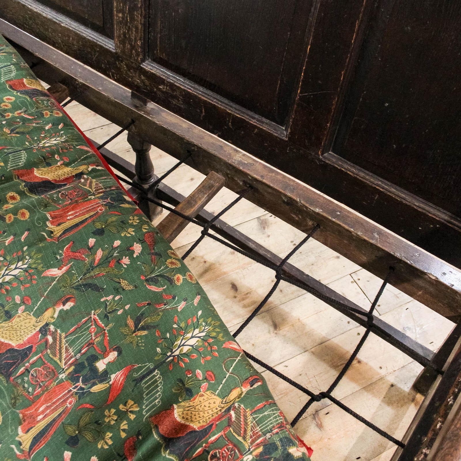 Antique Oak Settle | Oak Bench | Antique Bench | Antique Seating | Hallway | Early Antiques | Large Bench photo vinterior