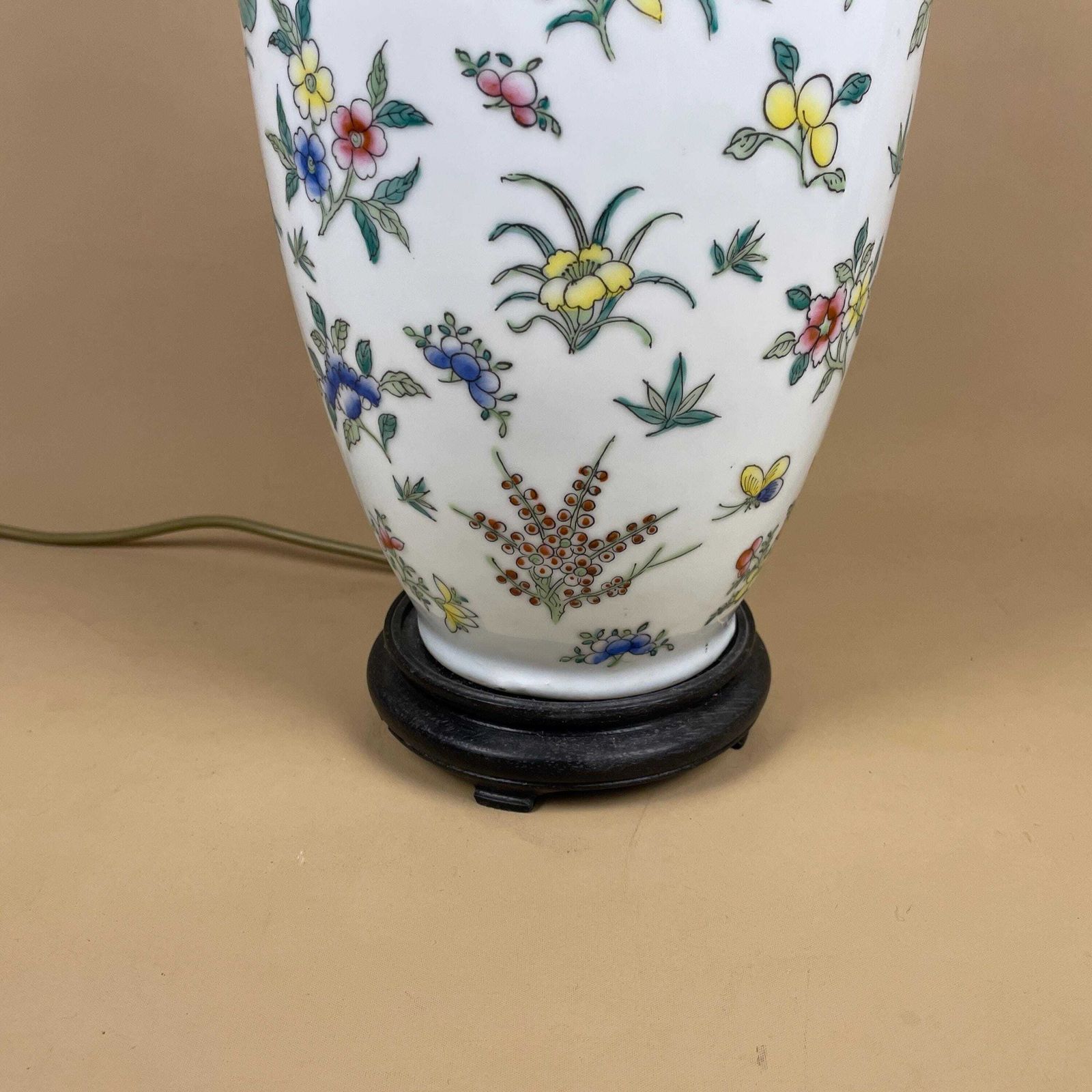 Vintage Large Ceramic Lamp Light Bedside Table Hand Painted Floral Design White Oriental Chinese Vase Cottage Antique Brass Top Wood Base photo 159.0