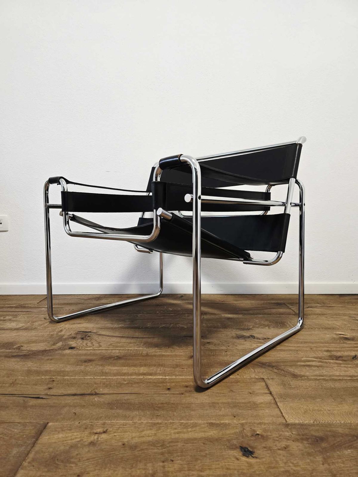 photo furniture 60s Wassily Chair By Marcel Breuer For Gavina (Original) – Iconic Bauhaus Design