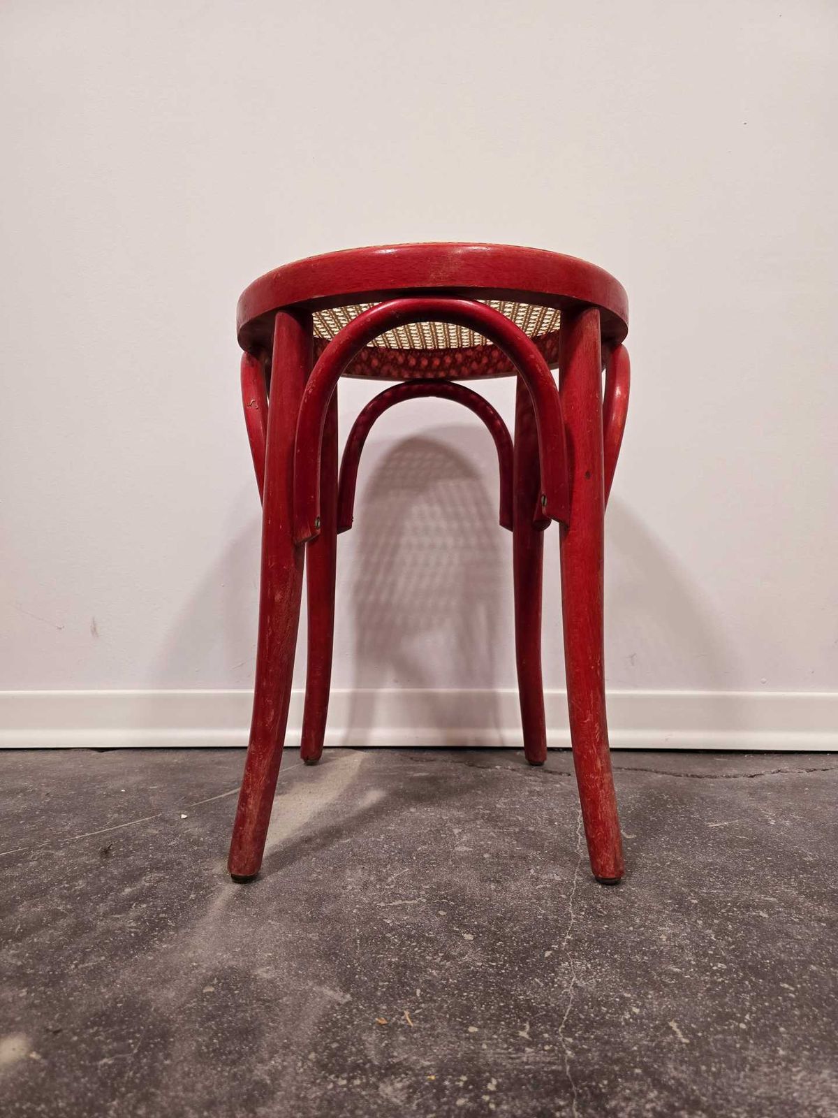 191.0 Bentwood Stool 1950s, Vintage photo