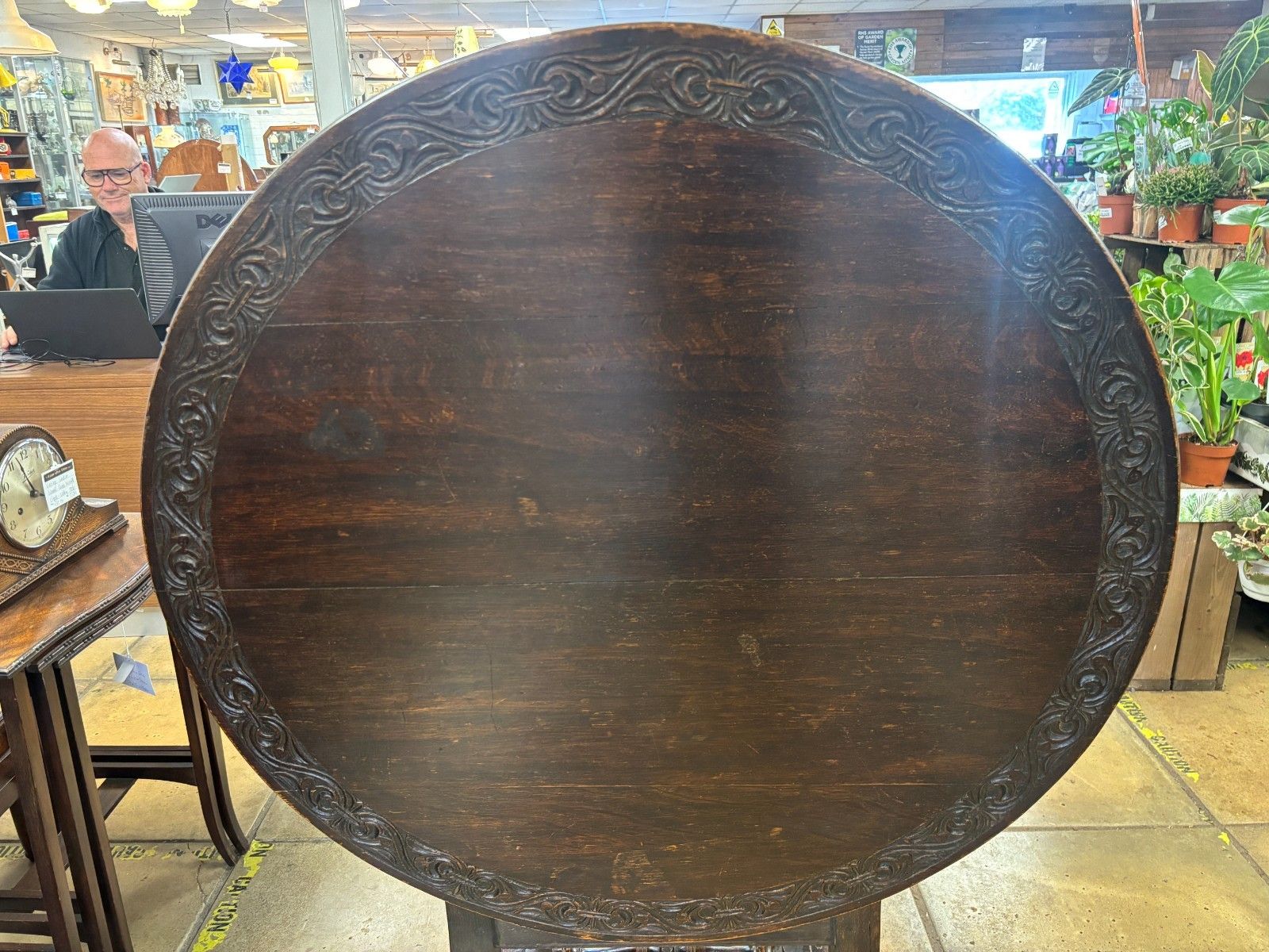 photo vinterior Antique Carved Oak Monks Chair/ Seat Metamorphic Chair Table
