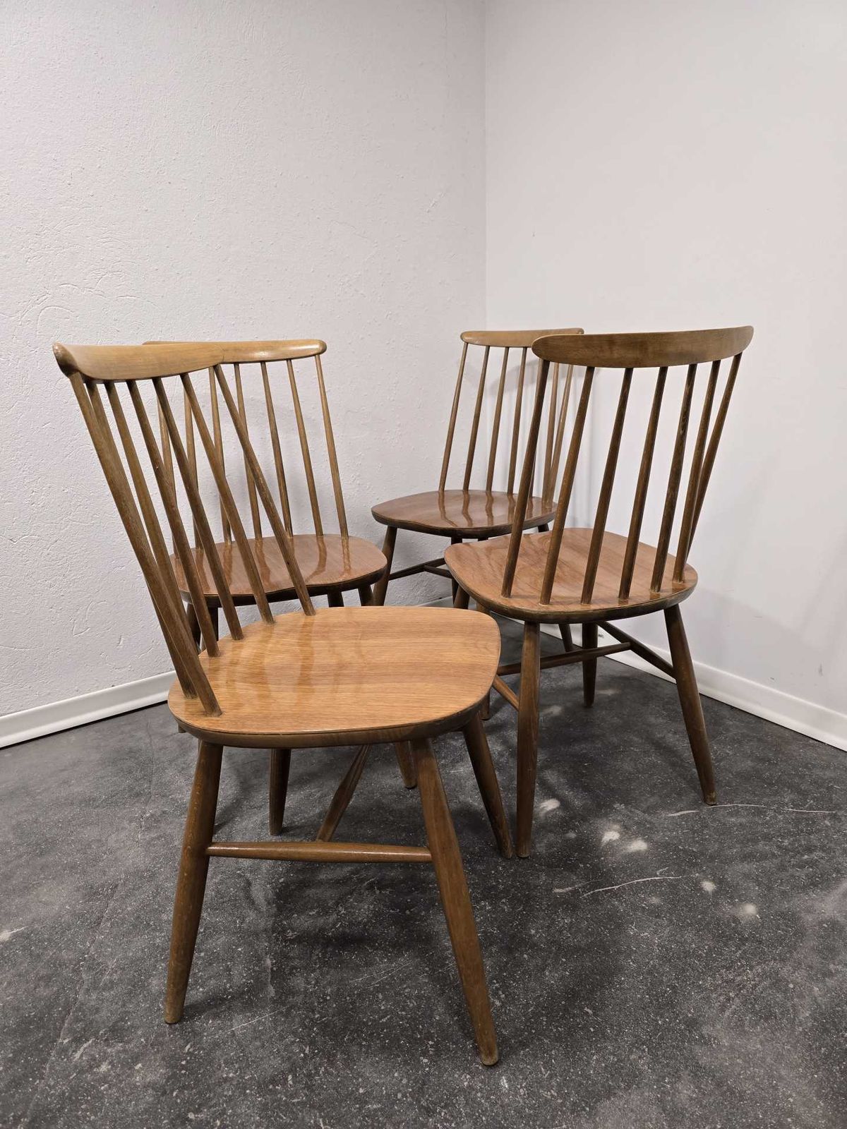 photo vinterior Dining Chairs By Ilmari Tapivaara 1970s Set Of 4