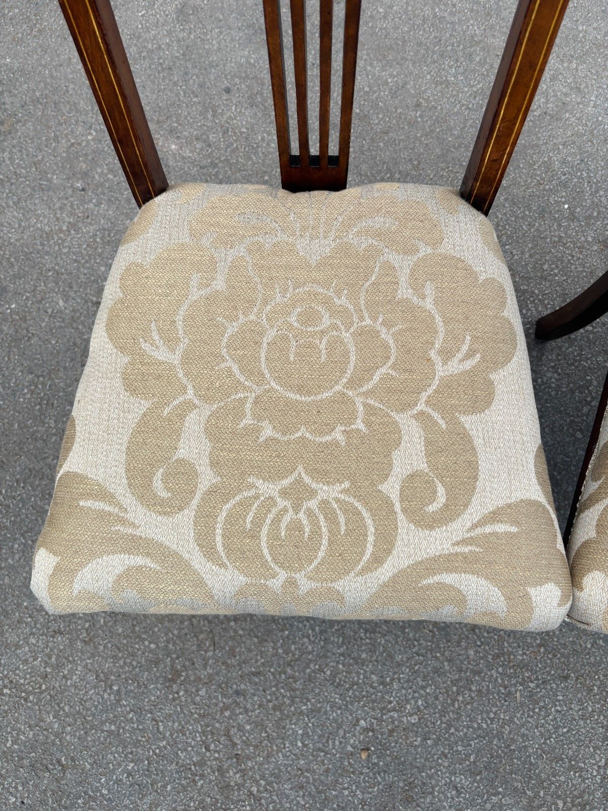 photo furniture Four Antique Edwardian Mahogany Dining Chairs With Inlay & Upholstered Cushion