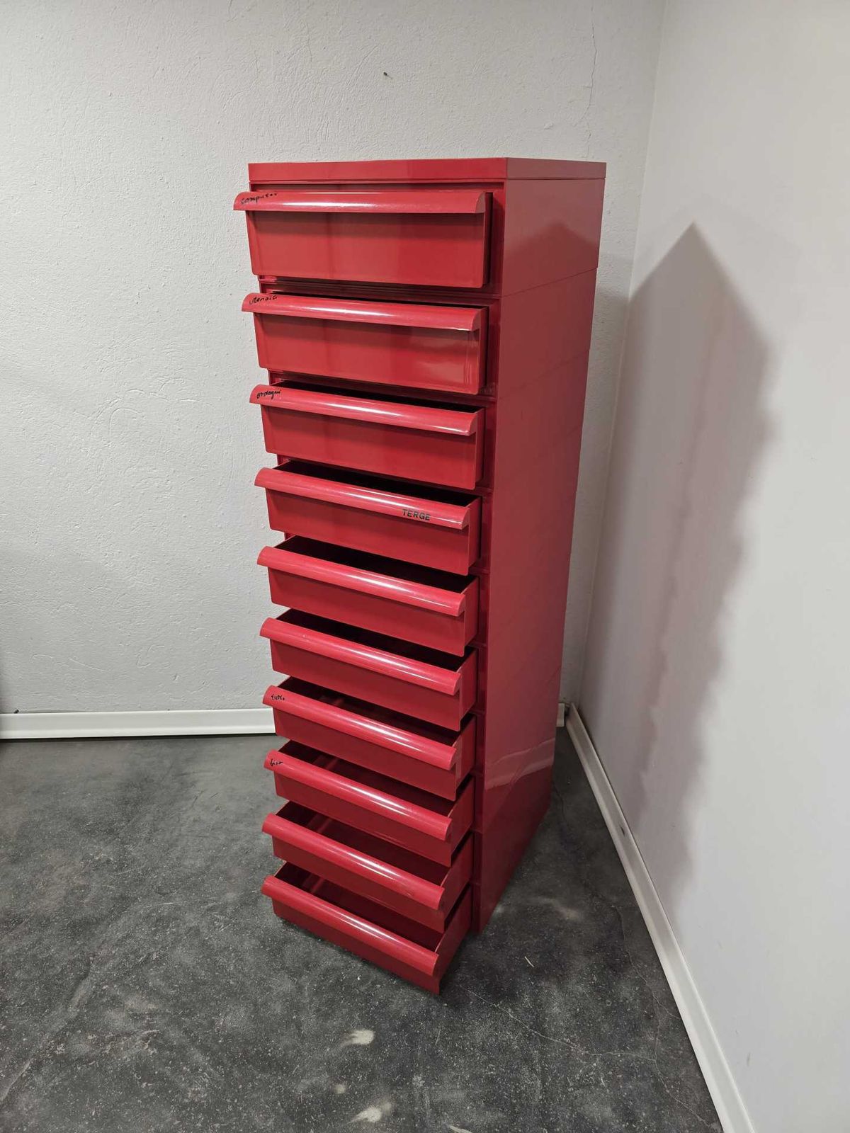 photo furniture Kartell Drawers By Simon Fussell 1970s
