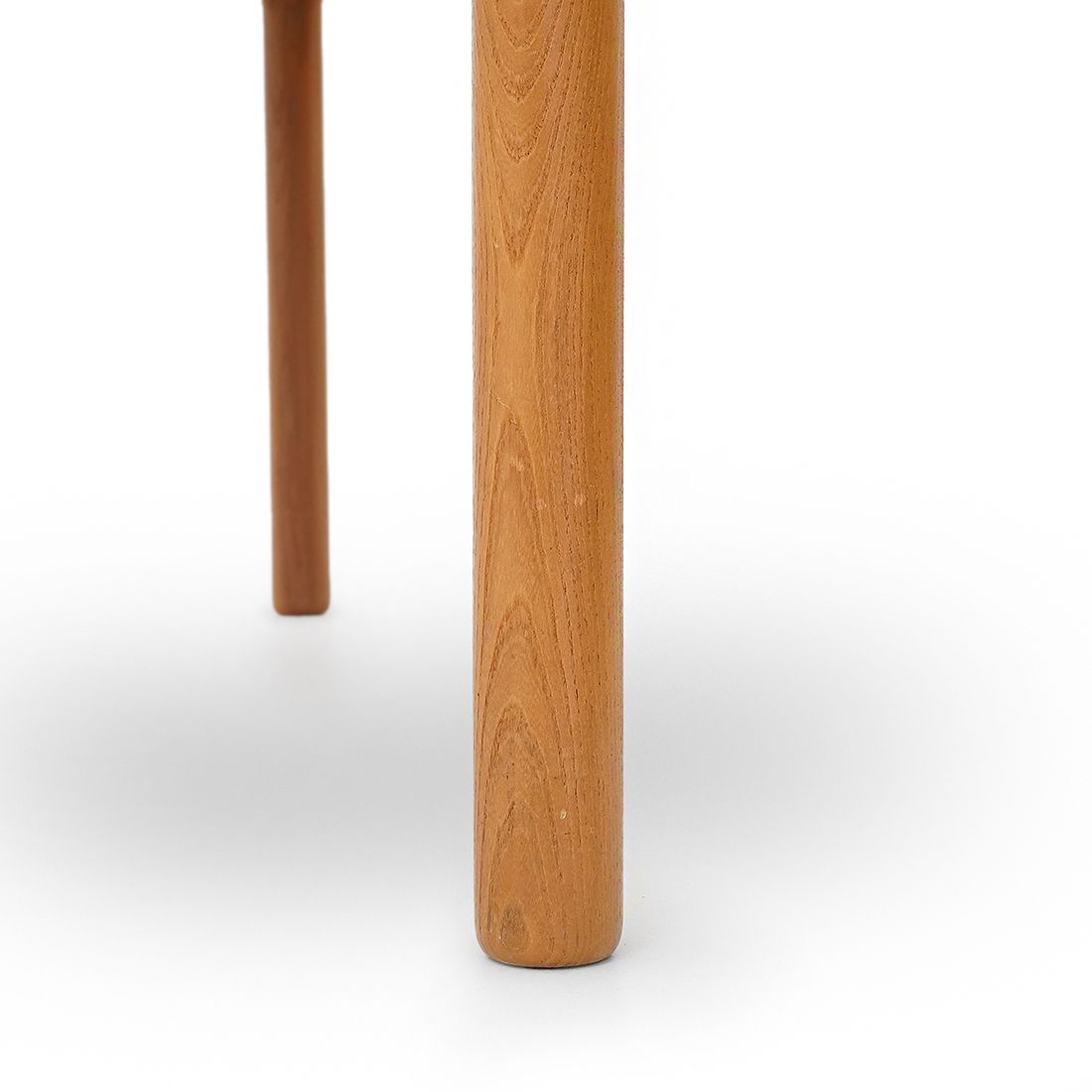 photo vinterior Square “Condogu” Table By Luigi Massoni For Porro, 1970s