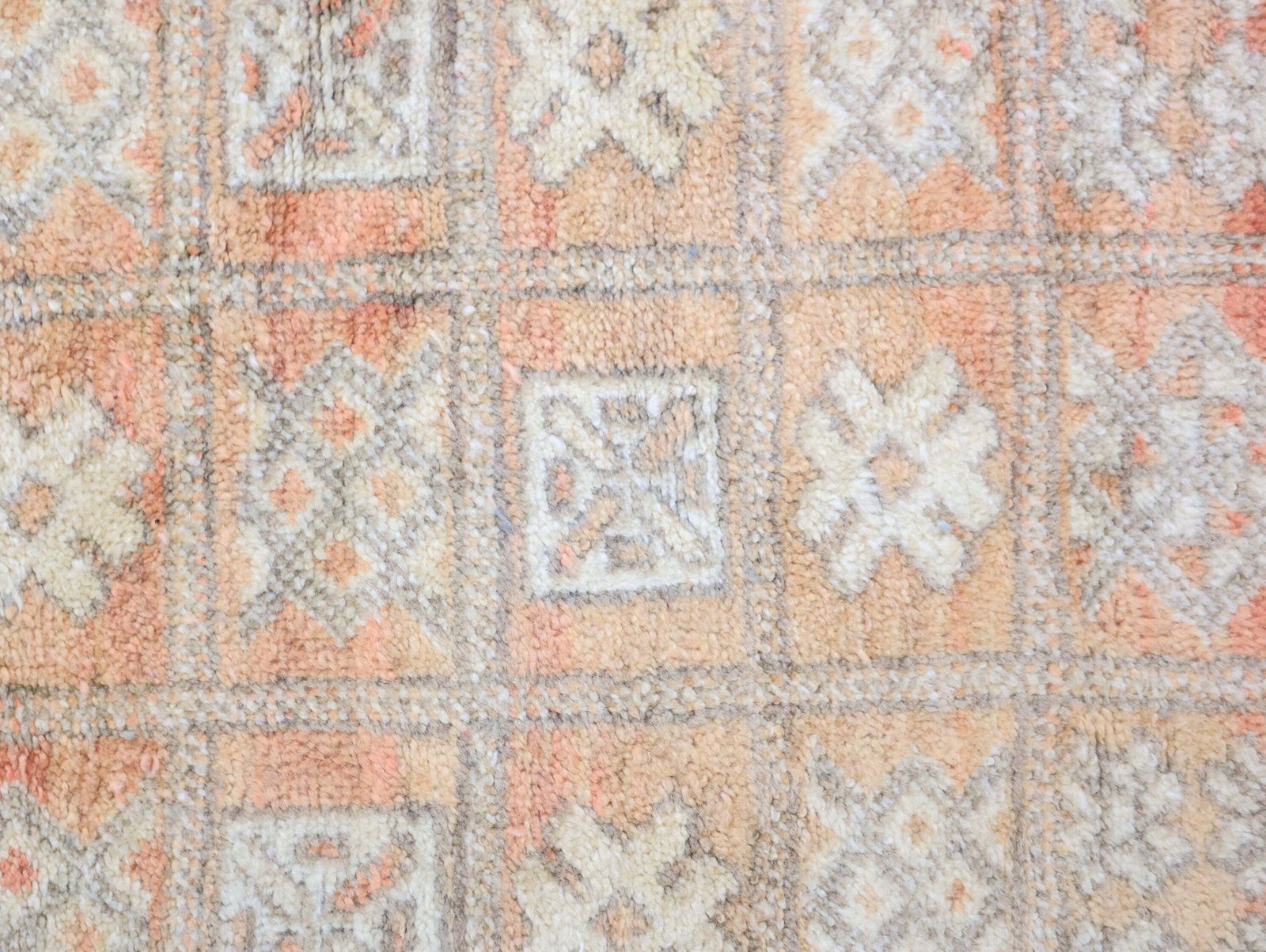 photo furniture Yalouz Vintage Moroccan Rug 4'1" X 5'3"