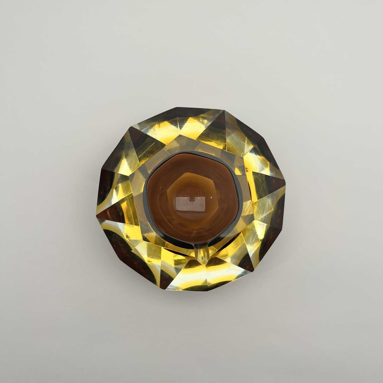 Ashtray In Faceted Glass Attributed To Seguso, Murano, Italy, 1970s photo Home Decor