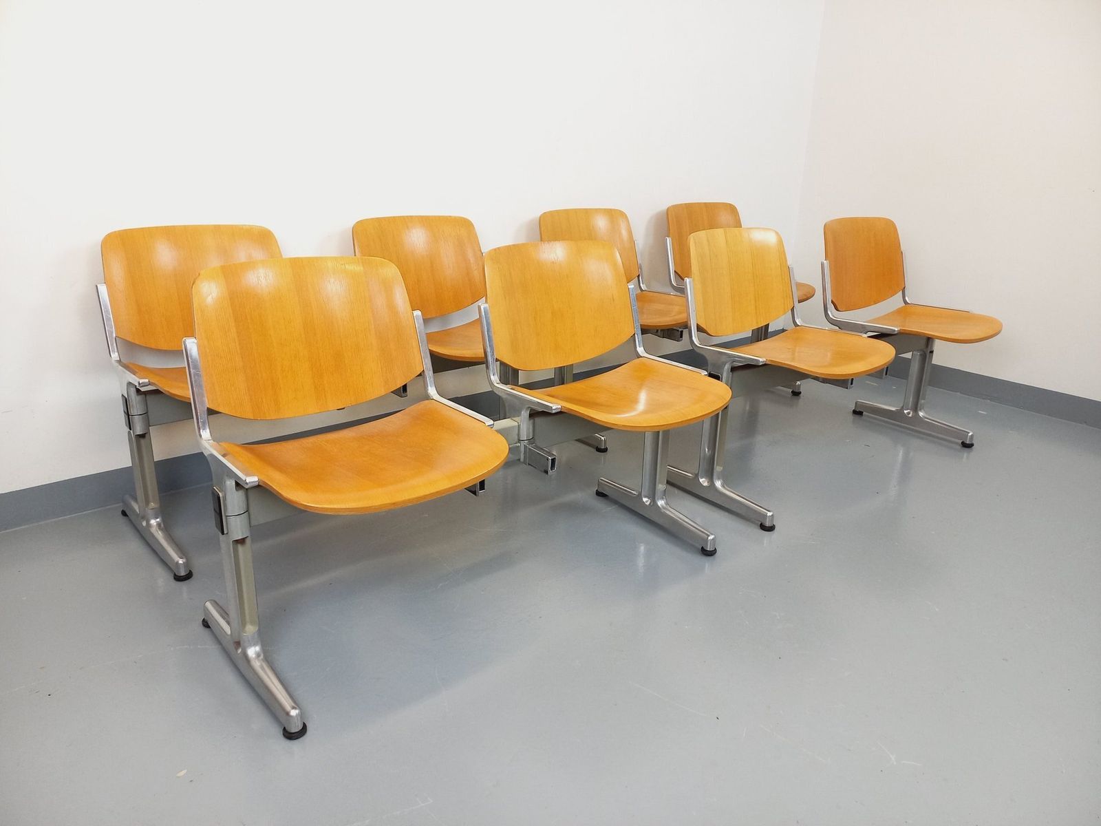 4 Giancarlo Piretti Benches For Castelli In Wood And Aluminum