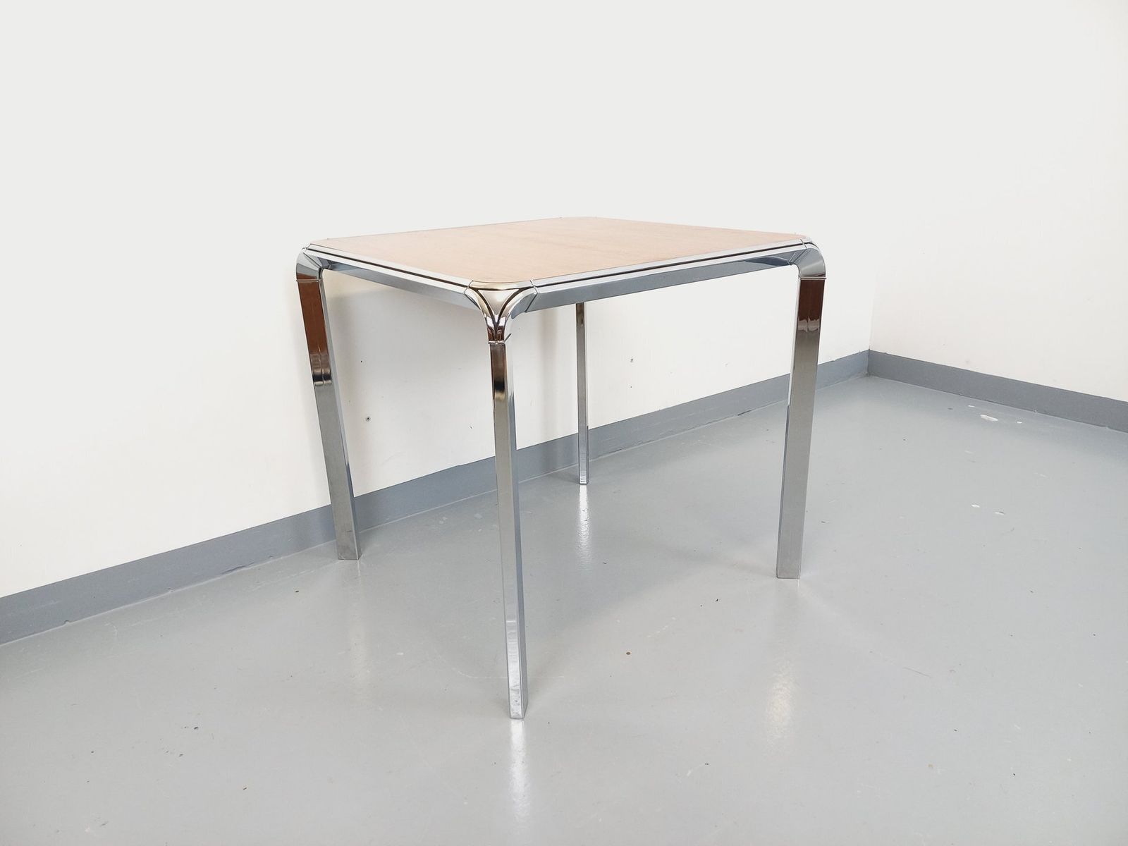 Pierre Paulin Square Table In Rosewood And Chrome Metal photo for sale