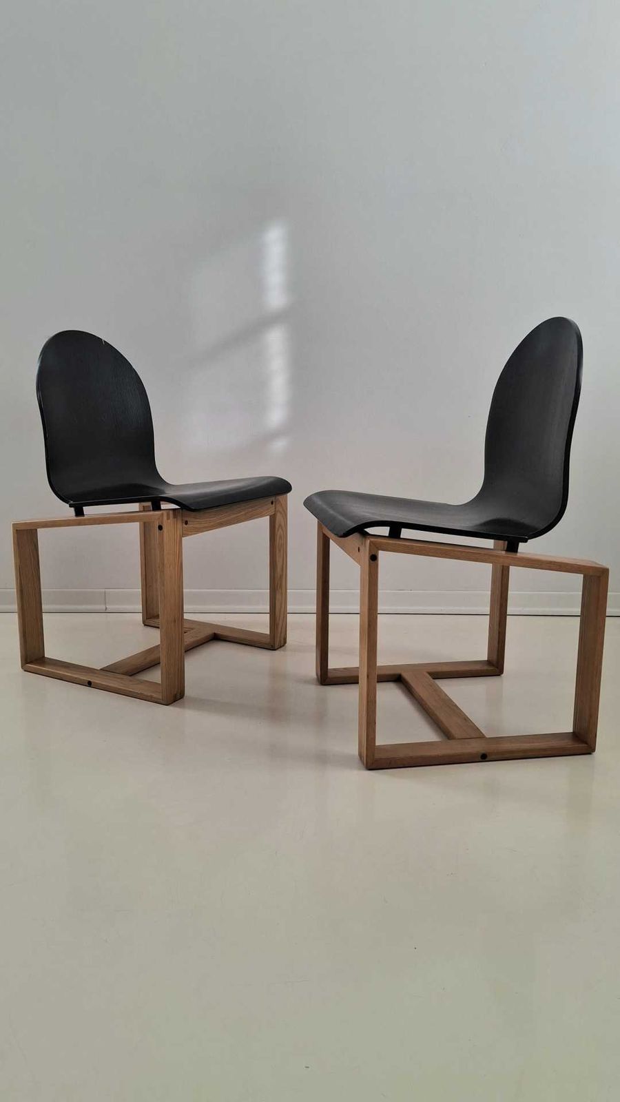 Italian Minimalist Bentwood Chairs, 1970s photo for sale