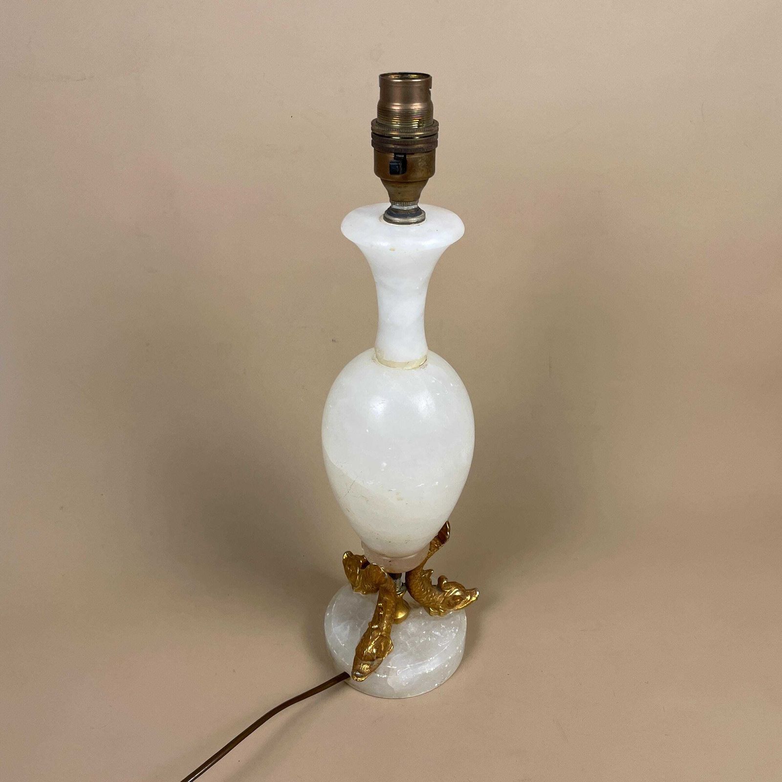 Antique Onyx Marble Lamp Light Brass Metal Gold Fish Ornate Vintage Round Base Feet Marbled Off White Natural Classic Koi Carp Oriental photo 75.0