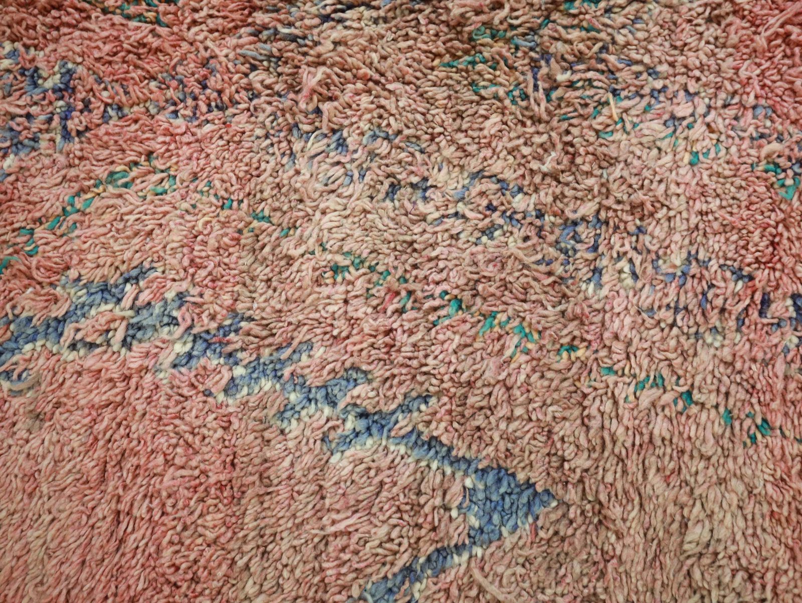 photo furniture Jawhar Vintage Moroccan Rug 6'4" X9'4"