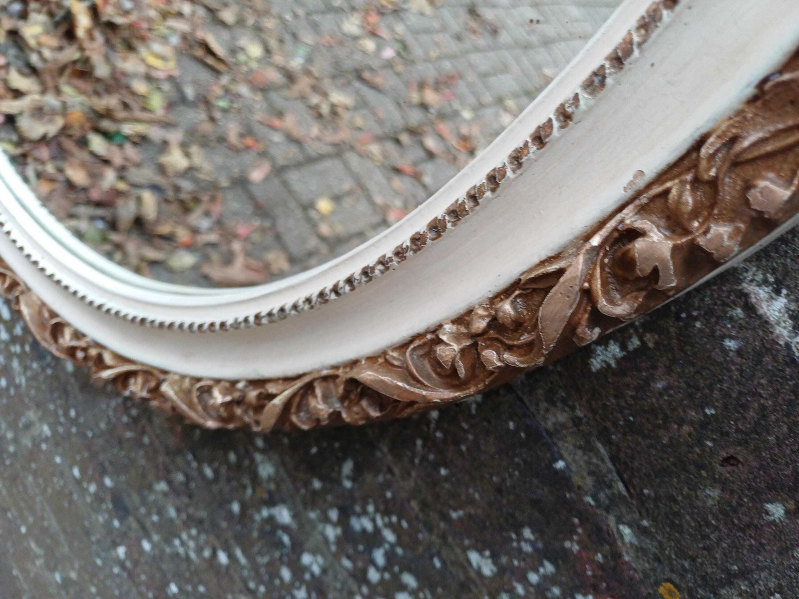 Elegant 1950s Oval Gold And Cream Painted Wall Mirror Bevelled Glass Antique Moulded Ornate Plaster Frame With Original Finish. photo 175.0
