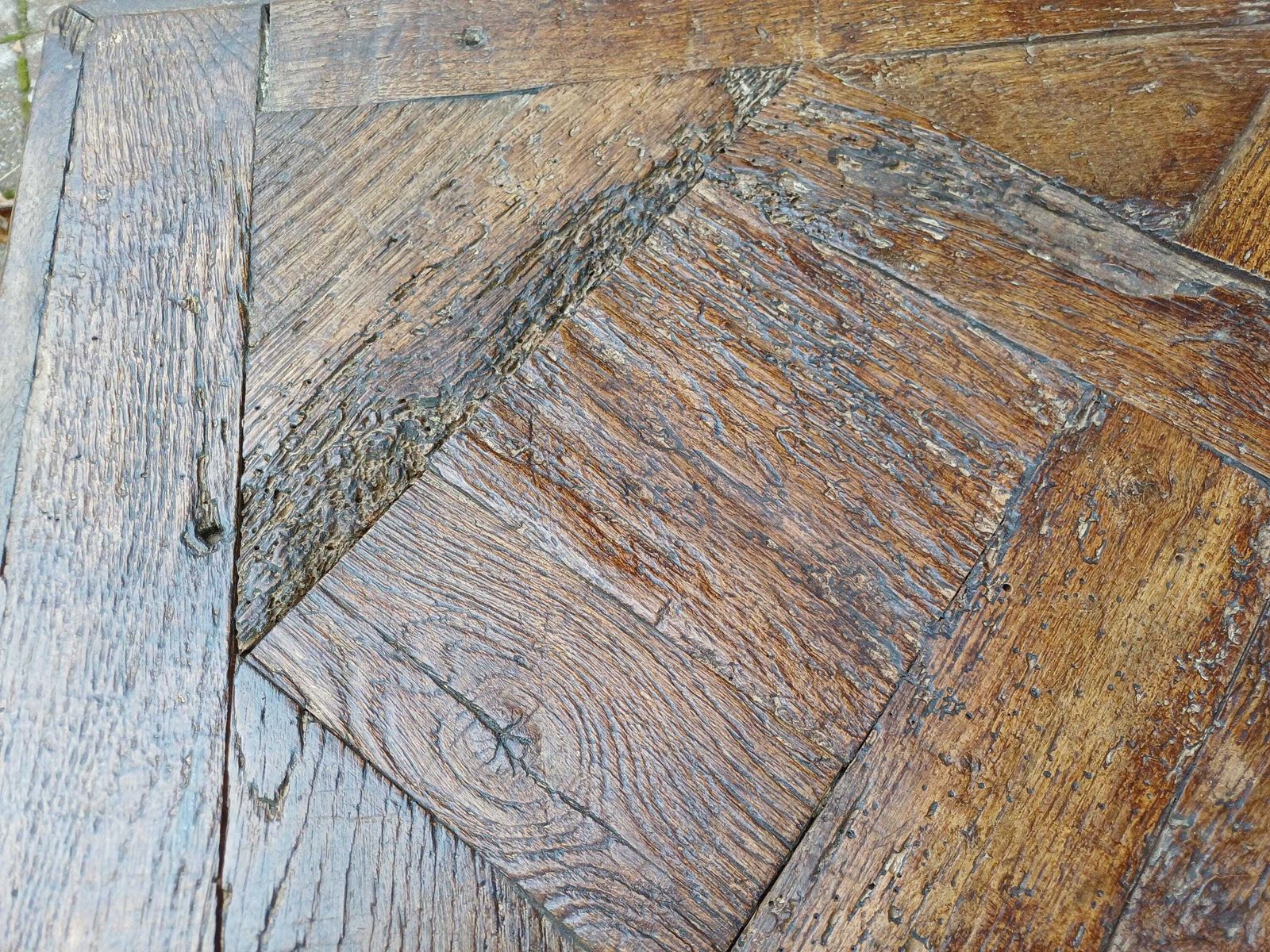 photo furniture Rustic Reclaimed Oak And Pine Coffee Table With Parquet Top Vintage Country Farmhouse Table Aged Patina Handmade Design