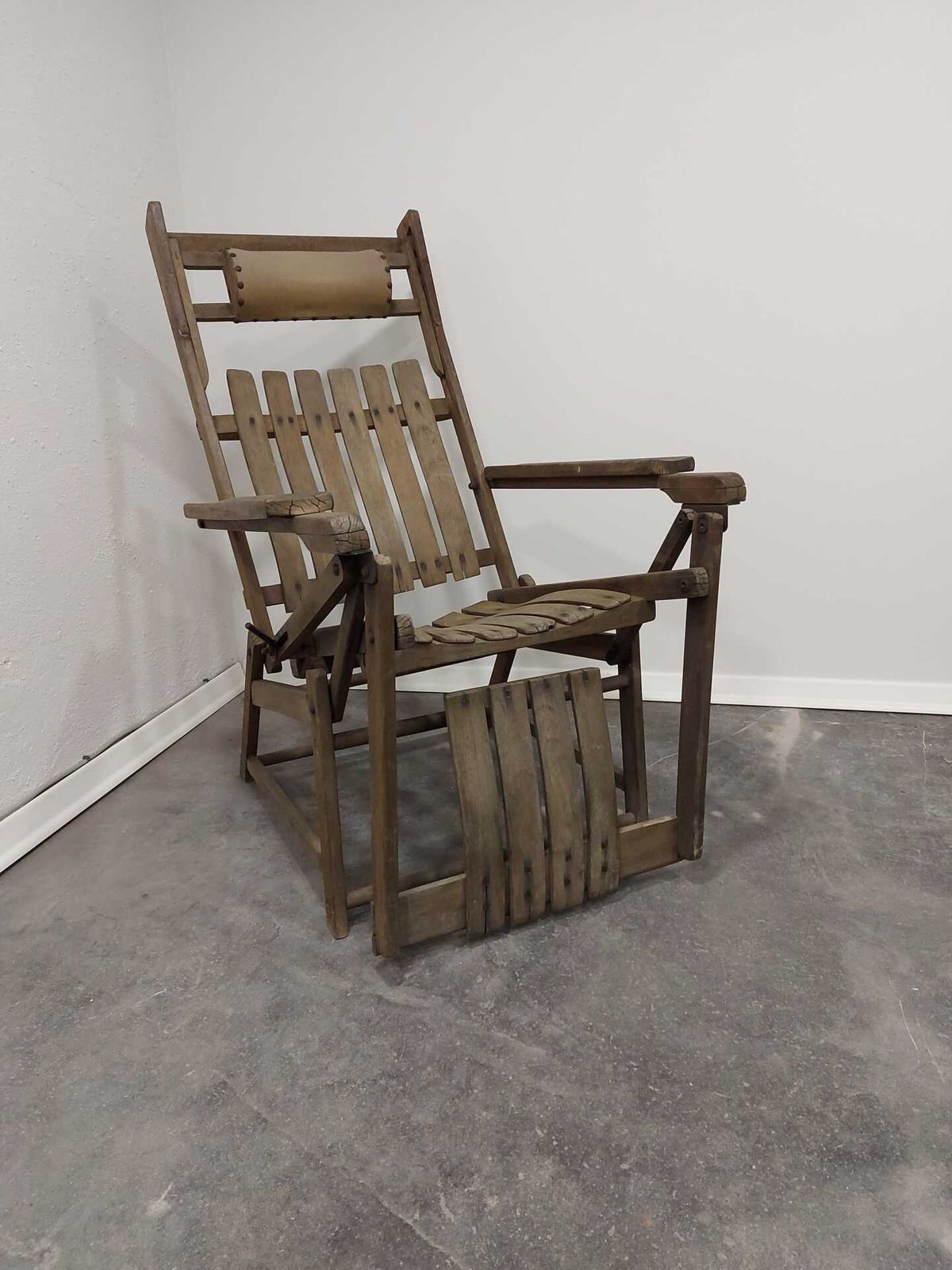 Siesta Medizinal N. 44 By Hans And Wassili Luckhardt For Thonet, 1930s