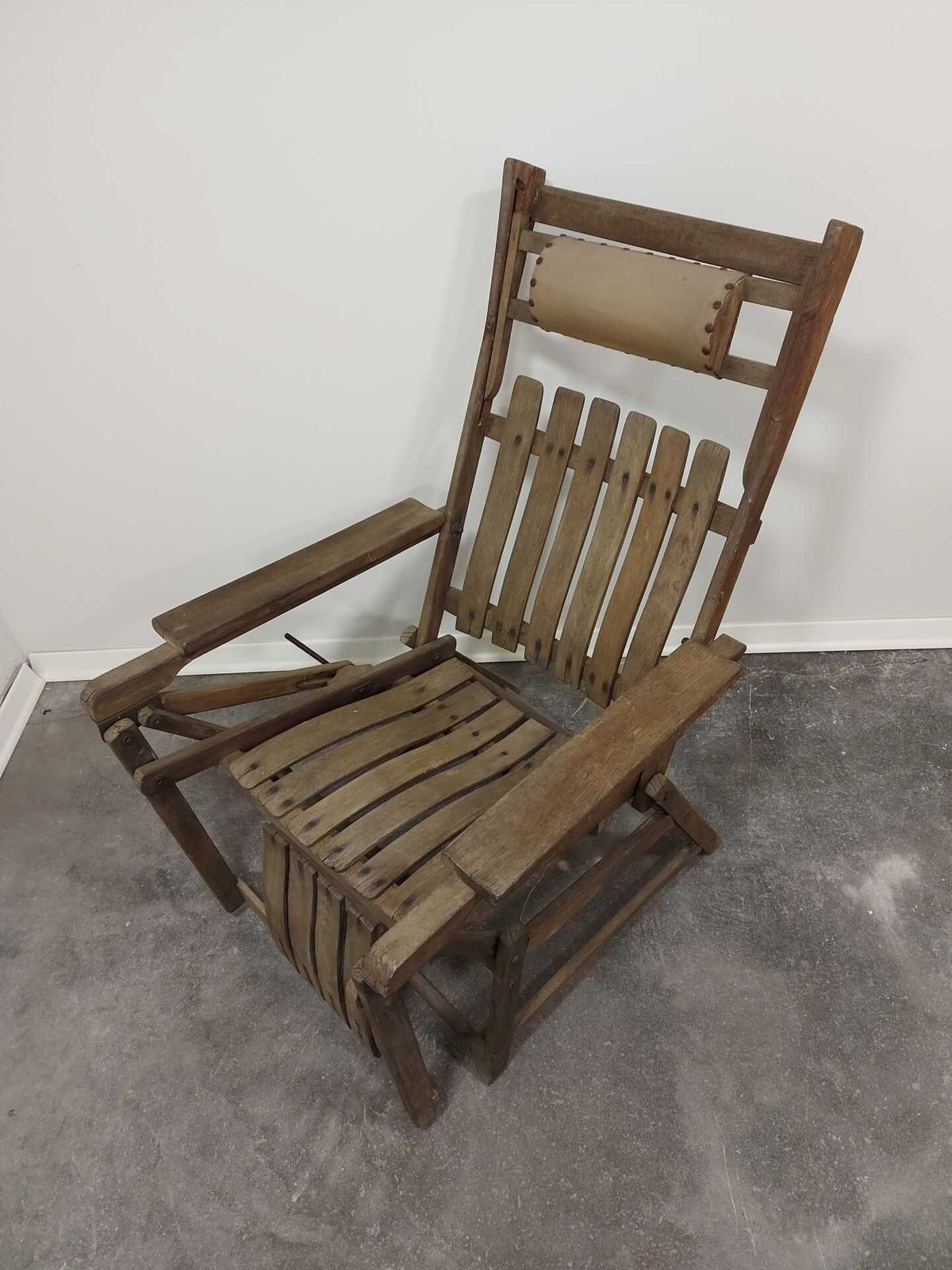 Siesta Medizinal N. 44 By Hans And Wassili Luckhardt For Thonet, 1930s photo vintage