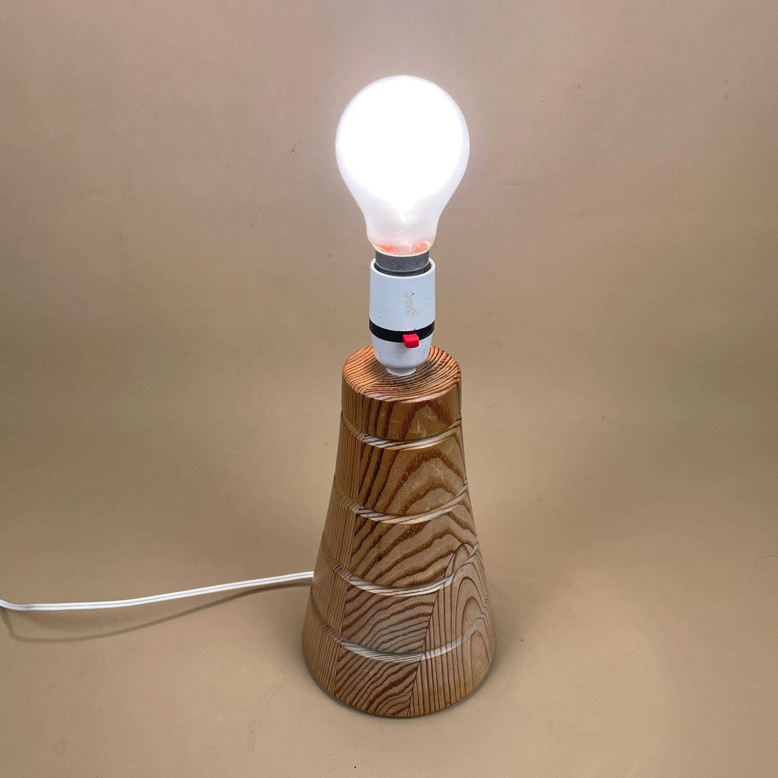 photo furniture Vintage Wood Lamp Wooden Light Bedside Table Carved Farmhouse Cottage Brown Antique Handmade Old Round Base Curved Classic Cone