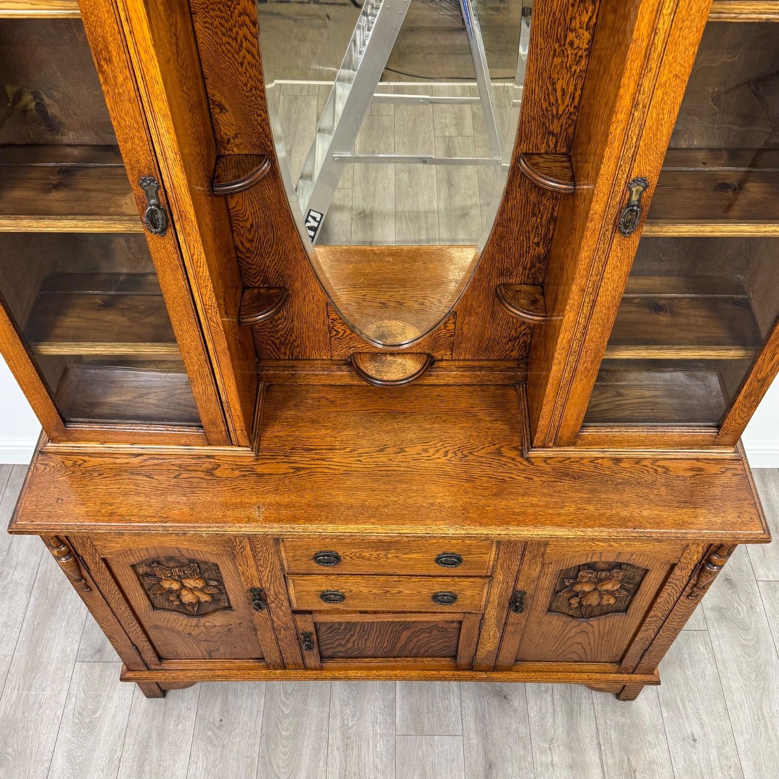 Furniture Antique 20th Century Fine Quality Art Nouveau Dresser In Oak photo