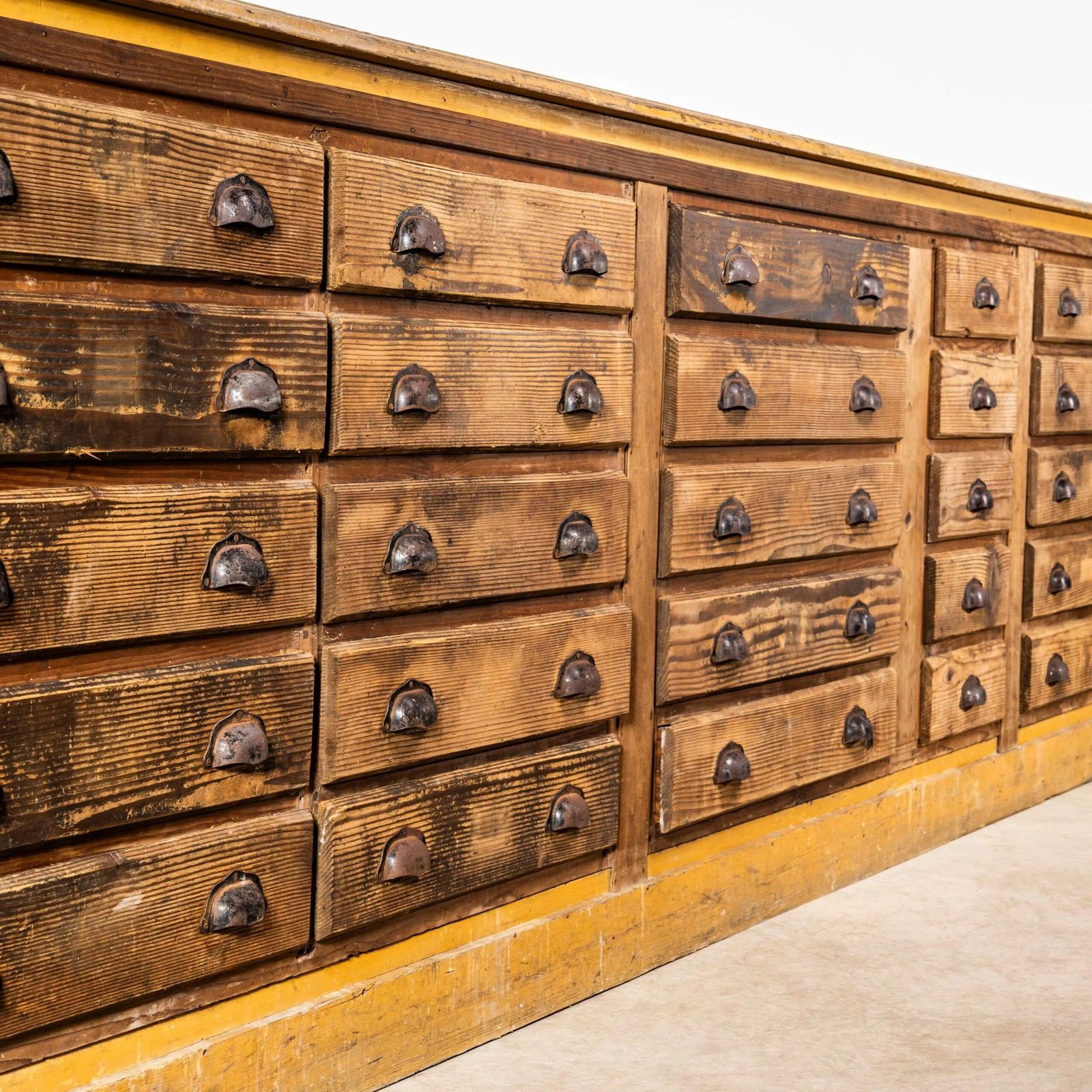 1940’s Original French Workshop Bank Of Drawers – 3.8m photo 5100.0
