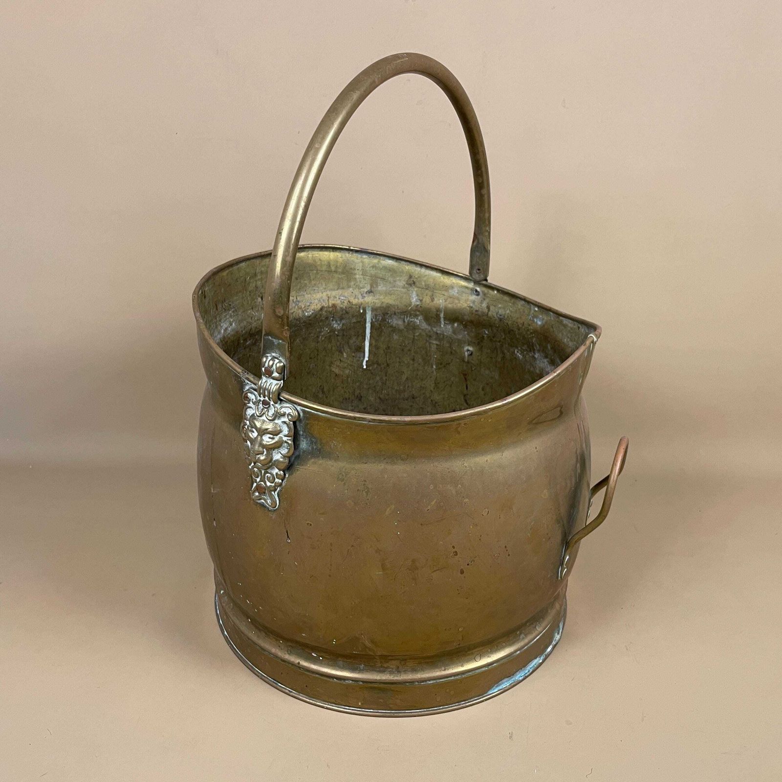Antique Metal Gold Brass Coal Bucket Handle Fireside Fire Side Scuttle Log Helmet Farmhouse Cottage Aged Patina Vintage Fireplace Lion Faces photo furniture