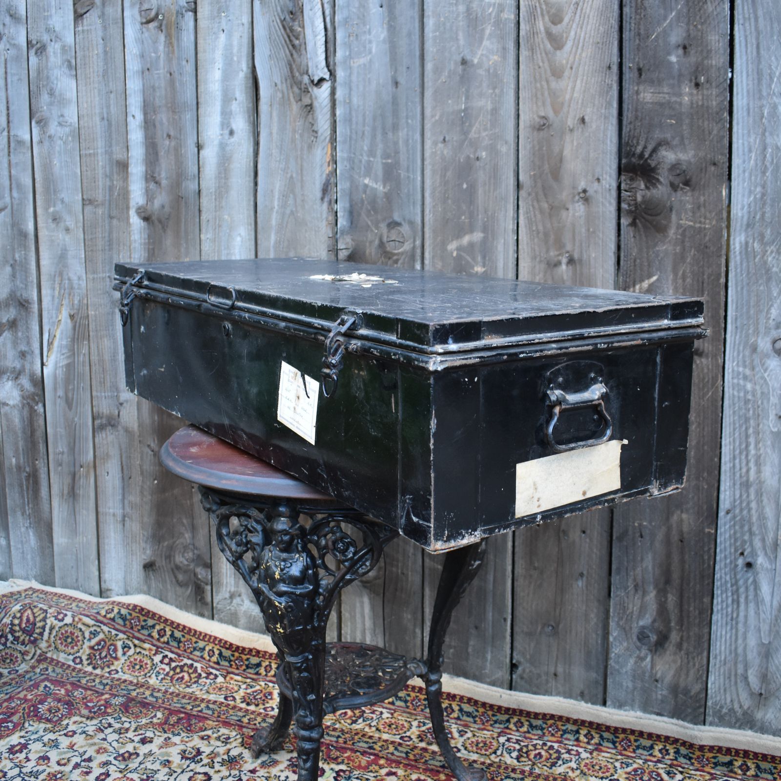 125.0 Antique Lieutenant Pugh Hms Eagle Toleware Military Army Uniform Travel Trunk photo