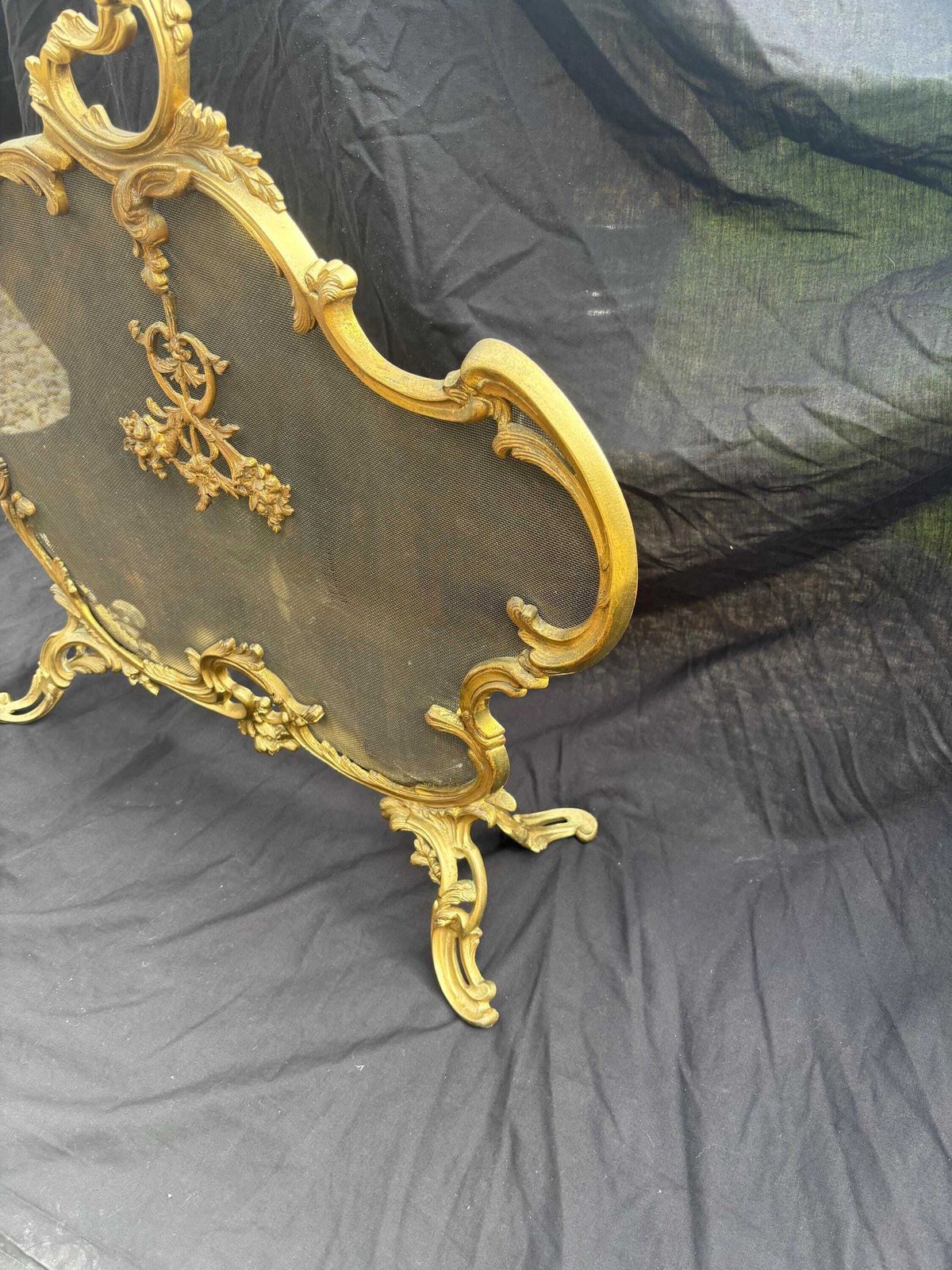 French Rococo Fireplace Spark Guard Antique Bronze Fire Screen Cherubs Fireplace photo vinterior