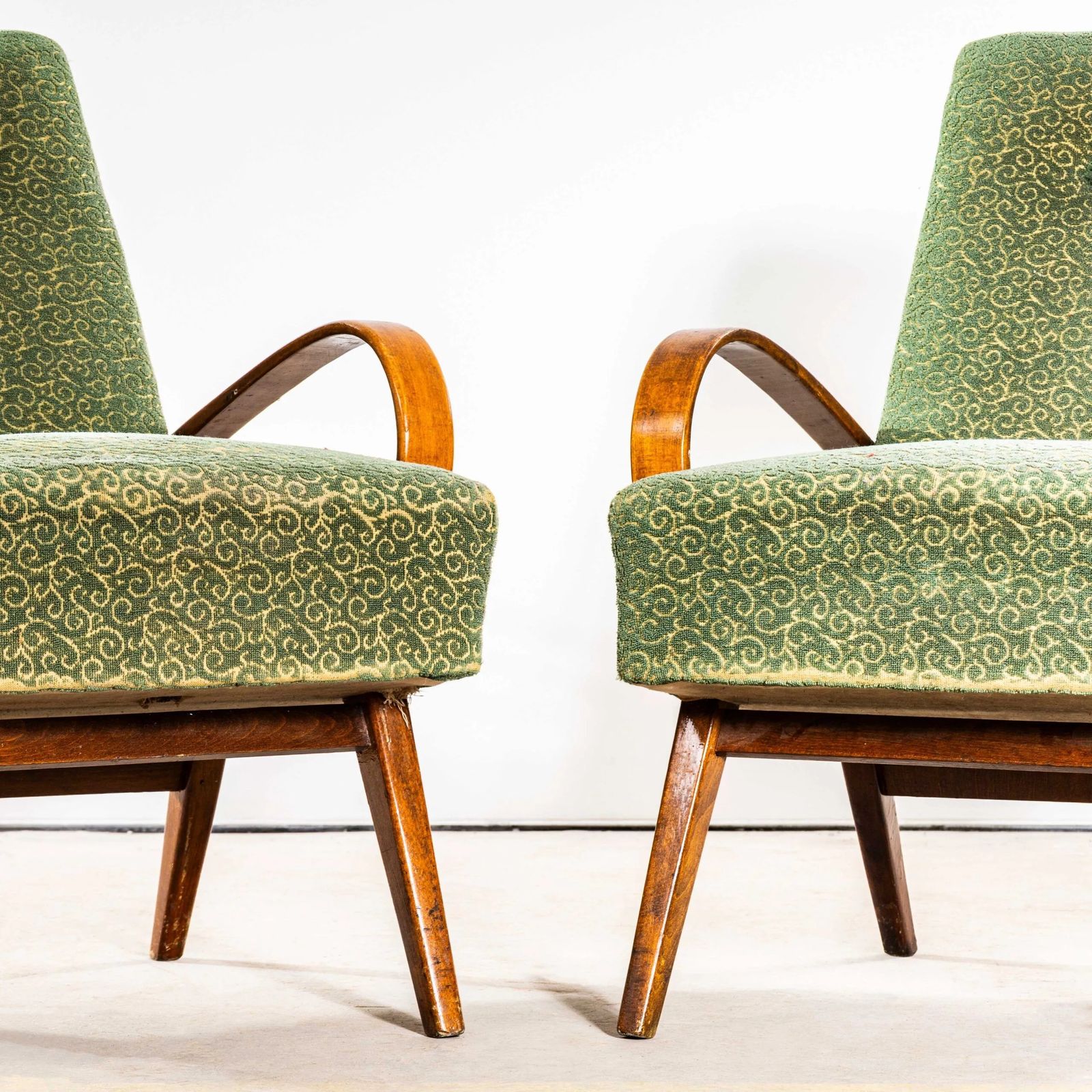 1950’s Jaroslav šmídek Original Armchairs In A Tufted Forest Jacquard – Sprung Seat photo 834.0