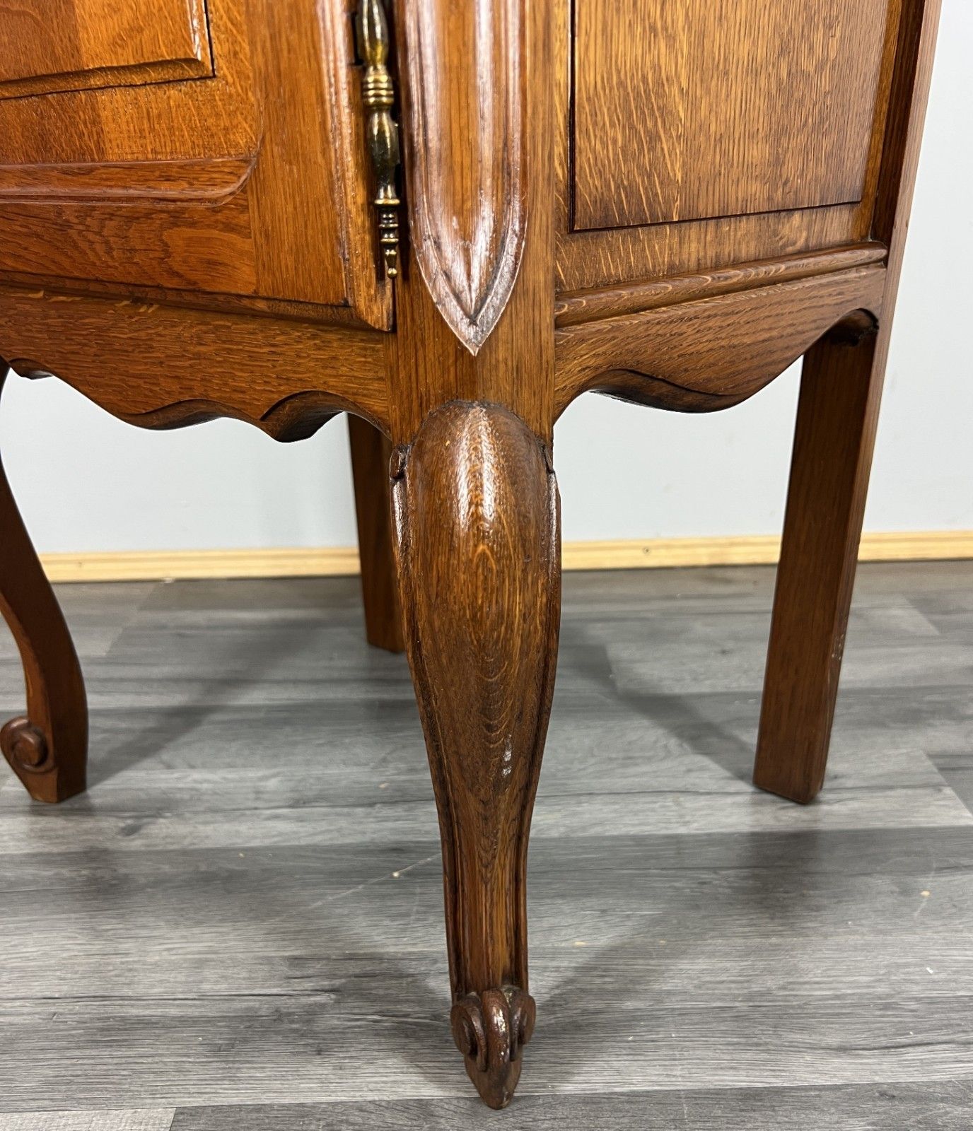Pair Of Bedside Tables Vintage French Louis Oak  Nightstands Cabinets Lot 4234 photo vintage