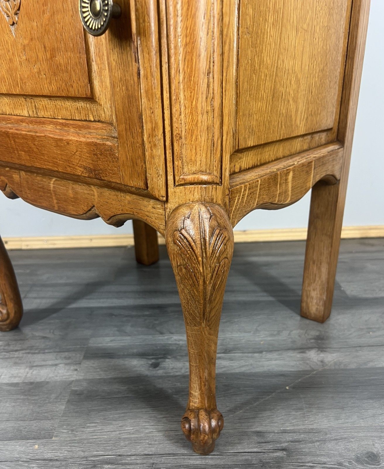 photo furniture Pair Of Bedside Tables Vintage French Louis Oak  Nightstands Cabinets Lot 4235
