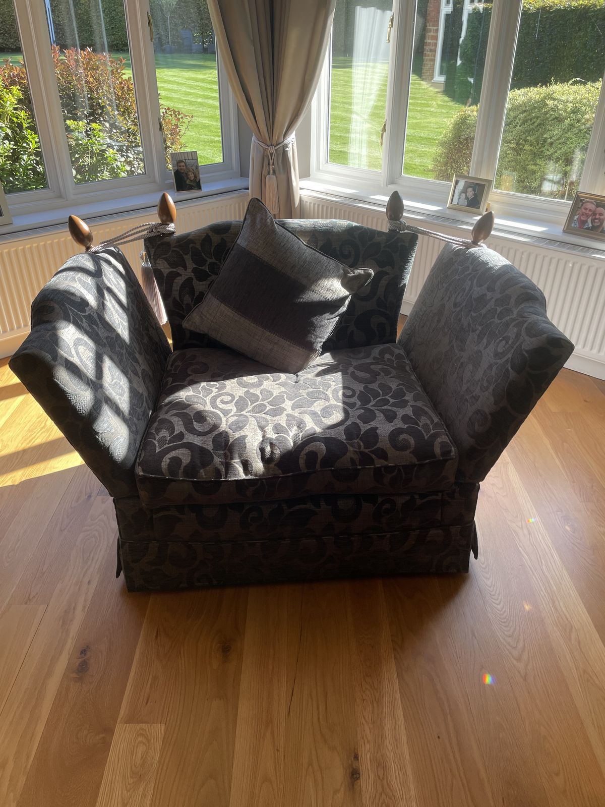 Traditional Knole Style 3piece Sofa Inc Love Seat photo Furniture