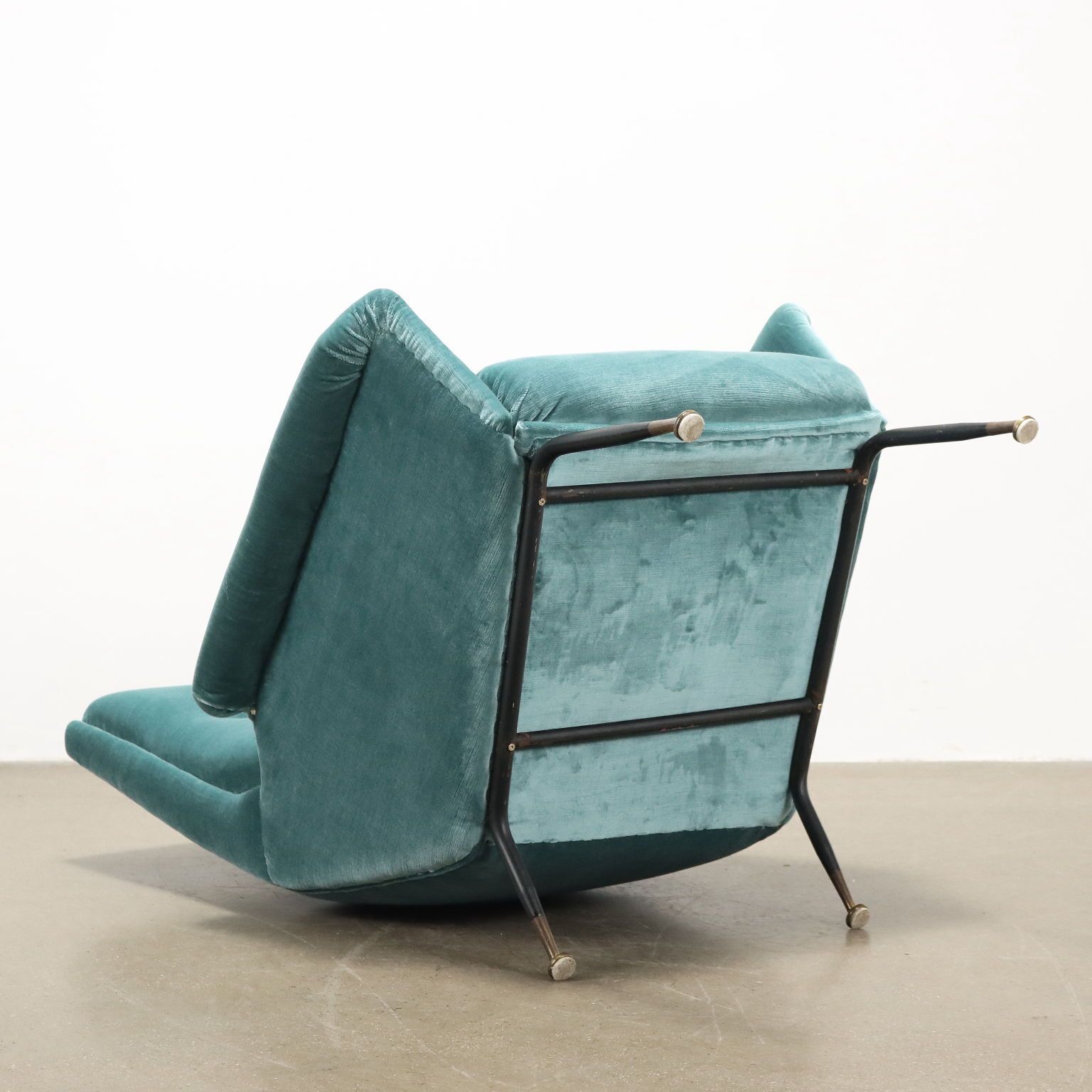 photo furniture Vintage Armchair Velvet Brass Design Italy 1950s 1960s