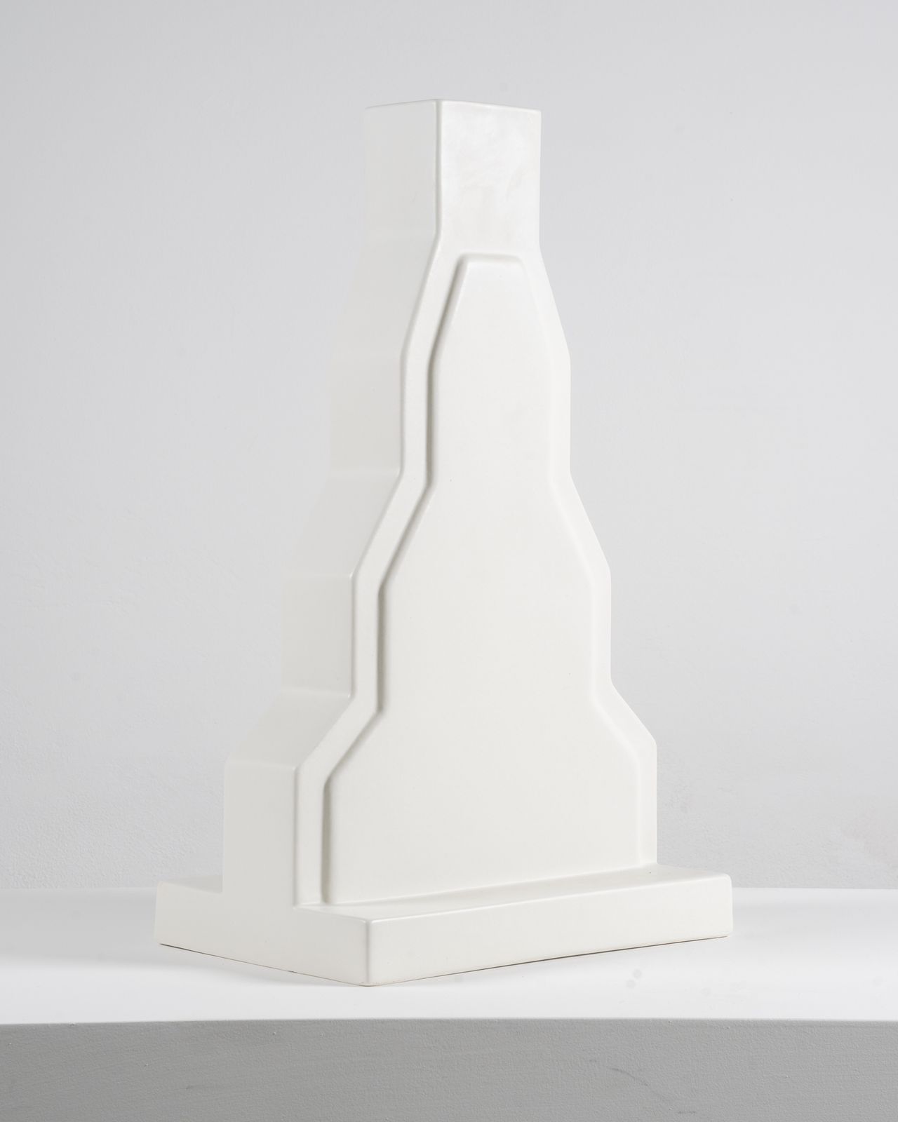 Ettore Sottsass Y23 Vase In White Enameled Ceramic Yantra Series Poltronova 70s