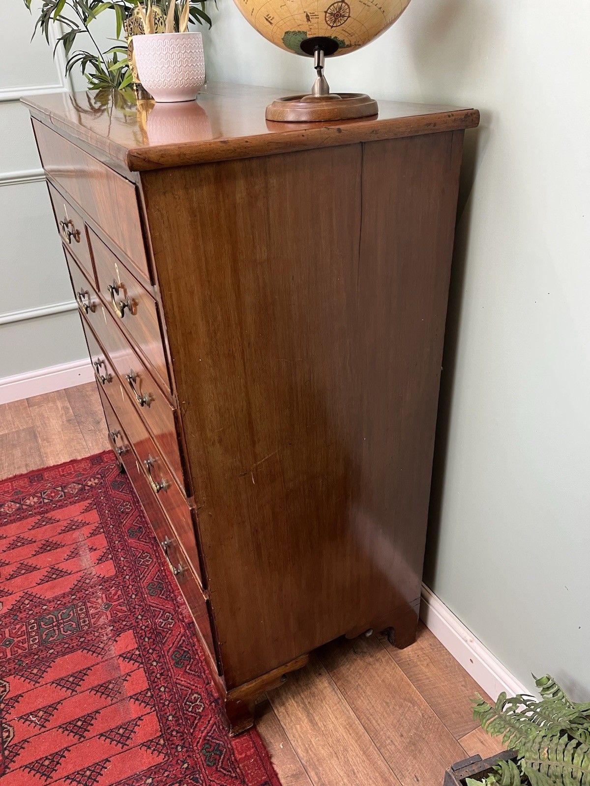 Superior Quality Antique Georgian Solid Mahogany Graduated Chest Of Drawers photo vinterior