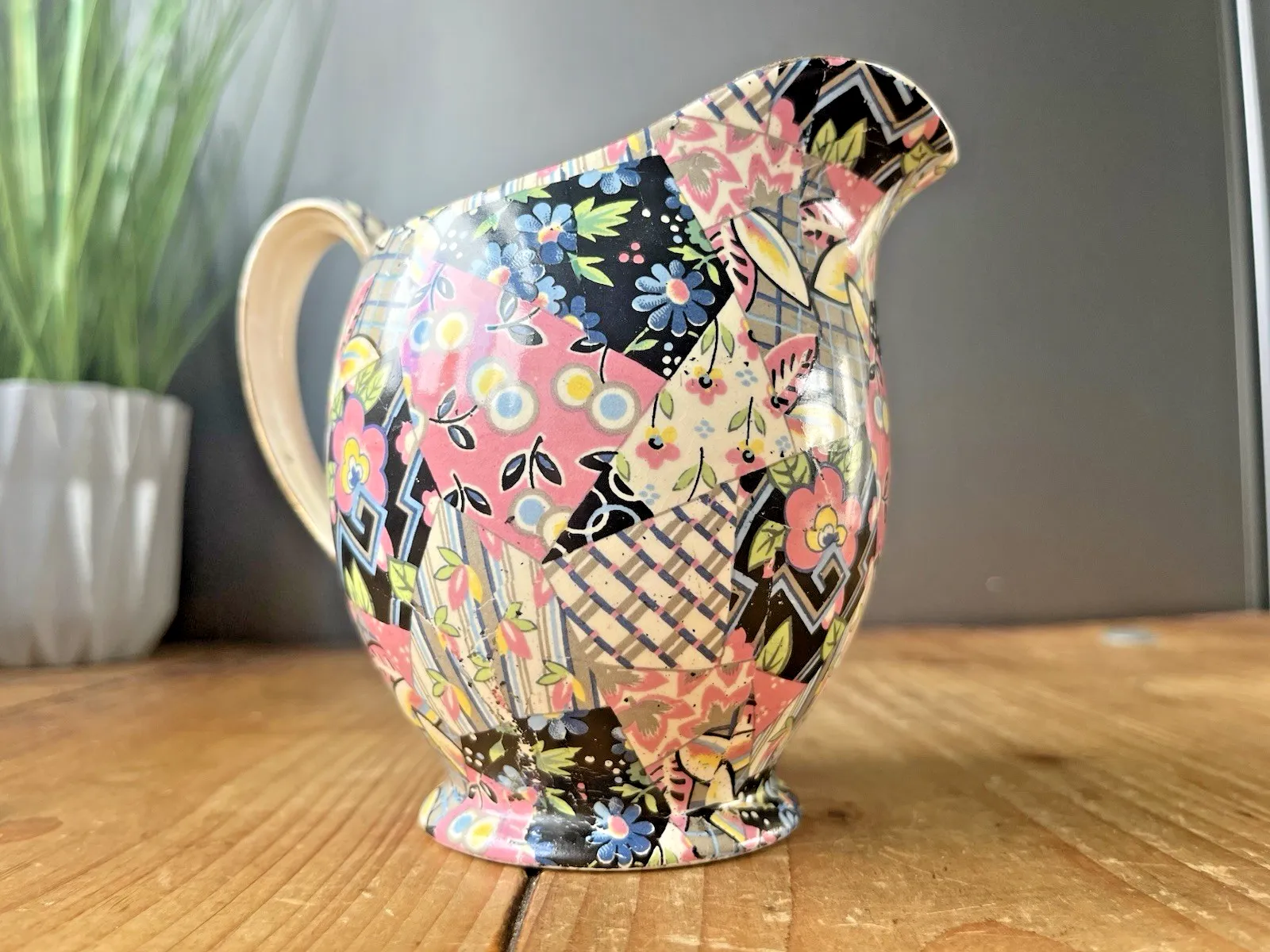 Rare Art Deco 30's Royal Winton Patchwork Quilt Floral Chintz Milk Creamer Jug photo vintage