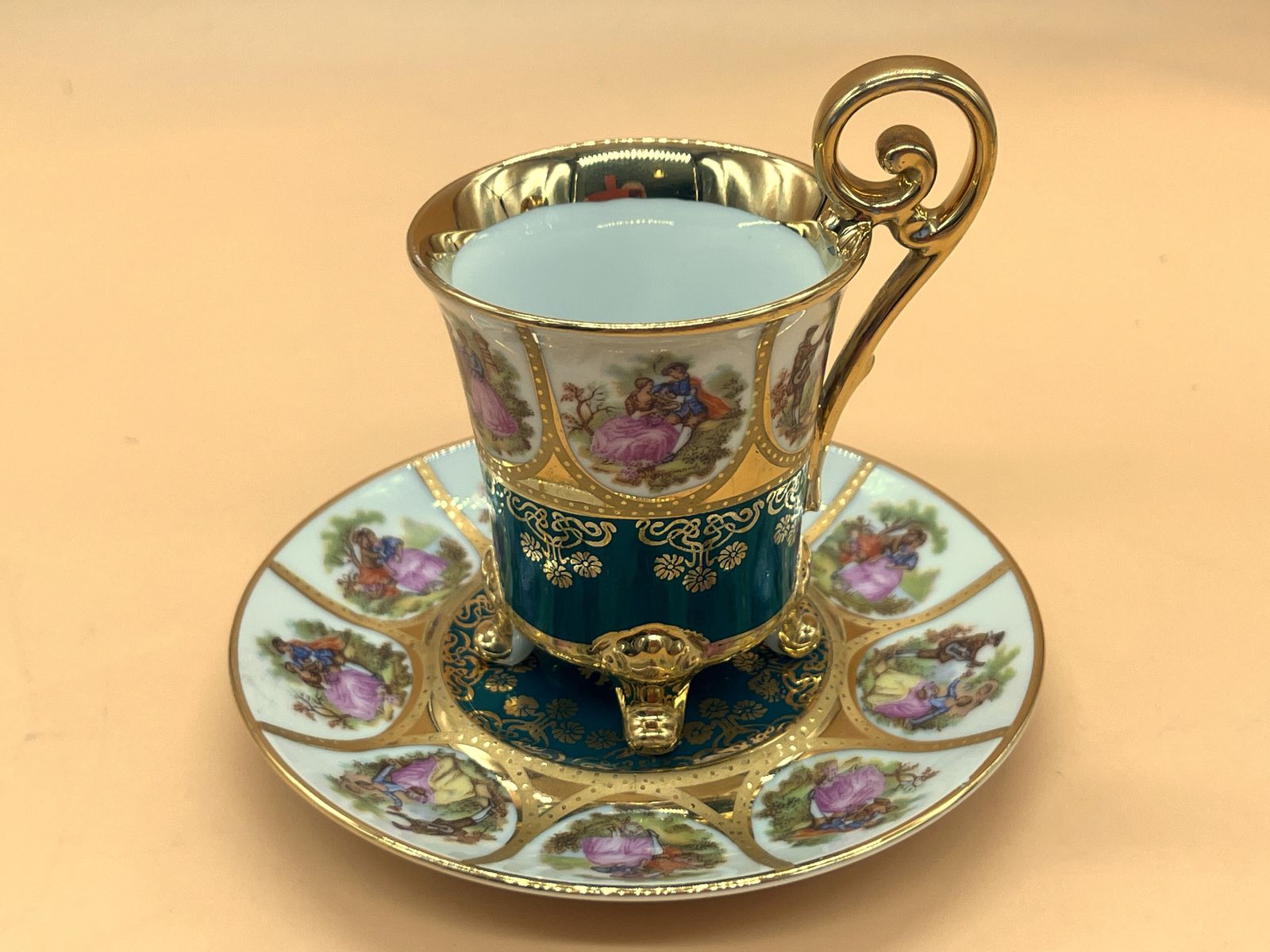 La Reine Limoges Porcelain Fragonard Courting Couple Demitasse / Chocolate Cup And Saucer Duo. photo 95.0