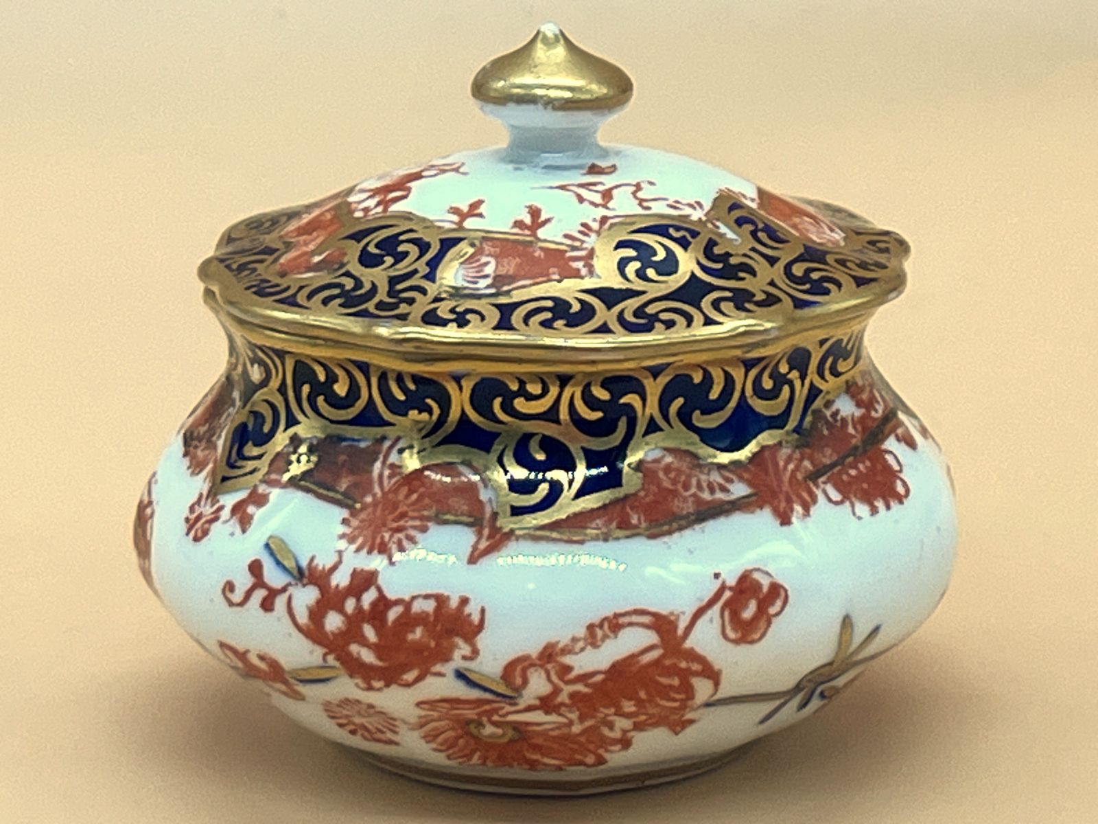 Antique Royal Crown Derby Porcelain Melton Imari Design Trinket Box. C1908. 2649.