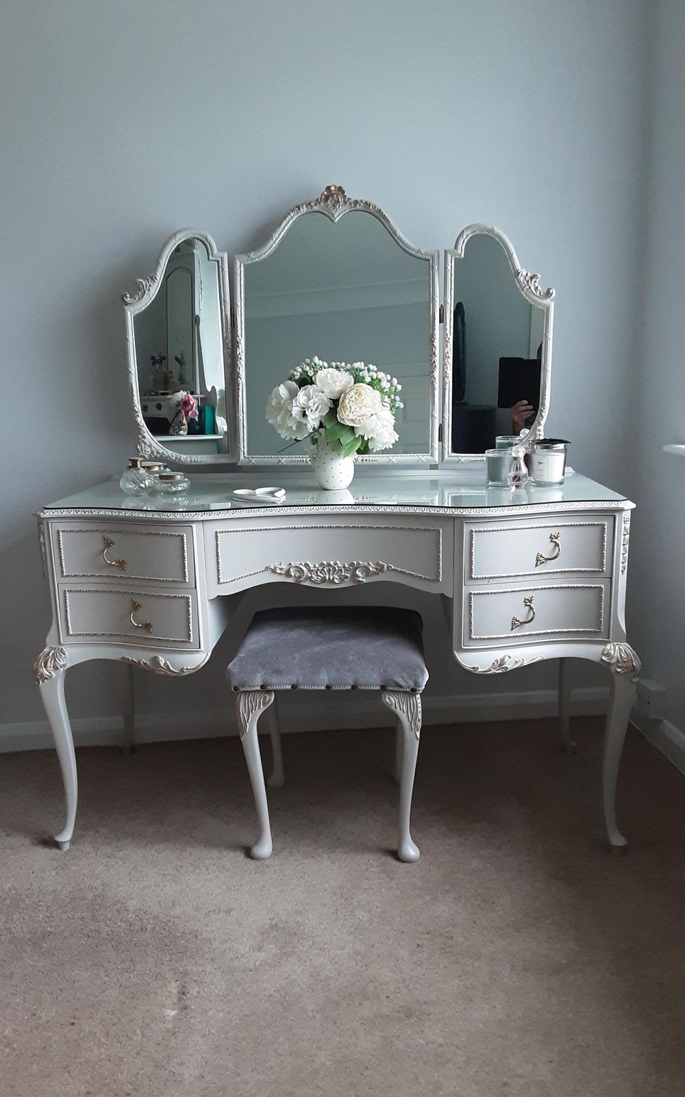 Olympus Louis Style Antoinette Dressing Table With Mirrors And Stool. photo buy