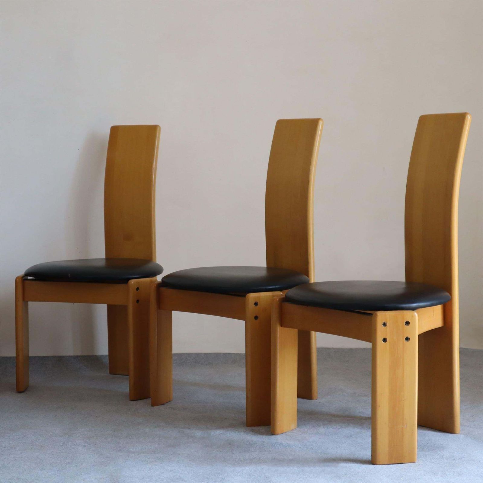 Set Of Six Italian Wood Chairs Leather Seats By Afra E Tobia Scarpa, 1970s photo vintage
