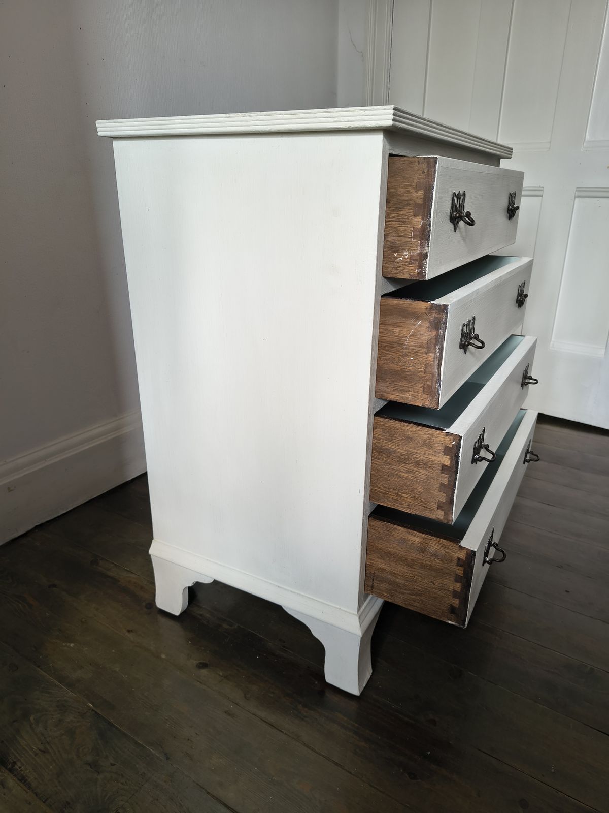 450.0 White Painted Vintage Chest Of Drawers photo
