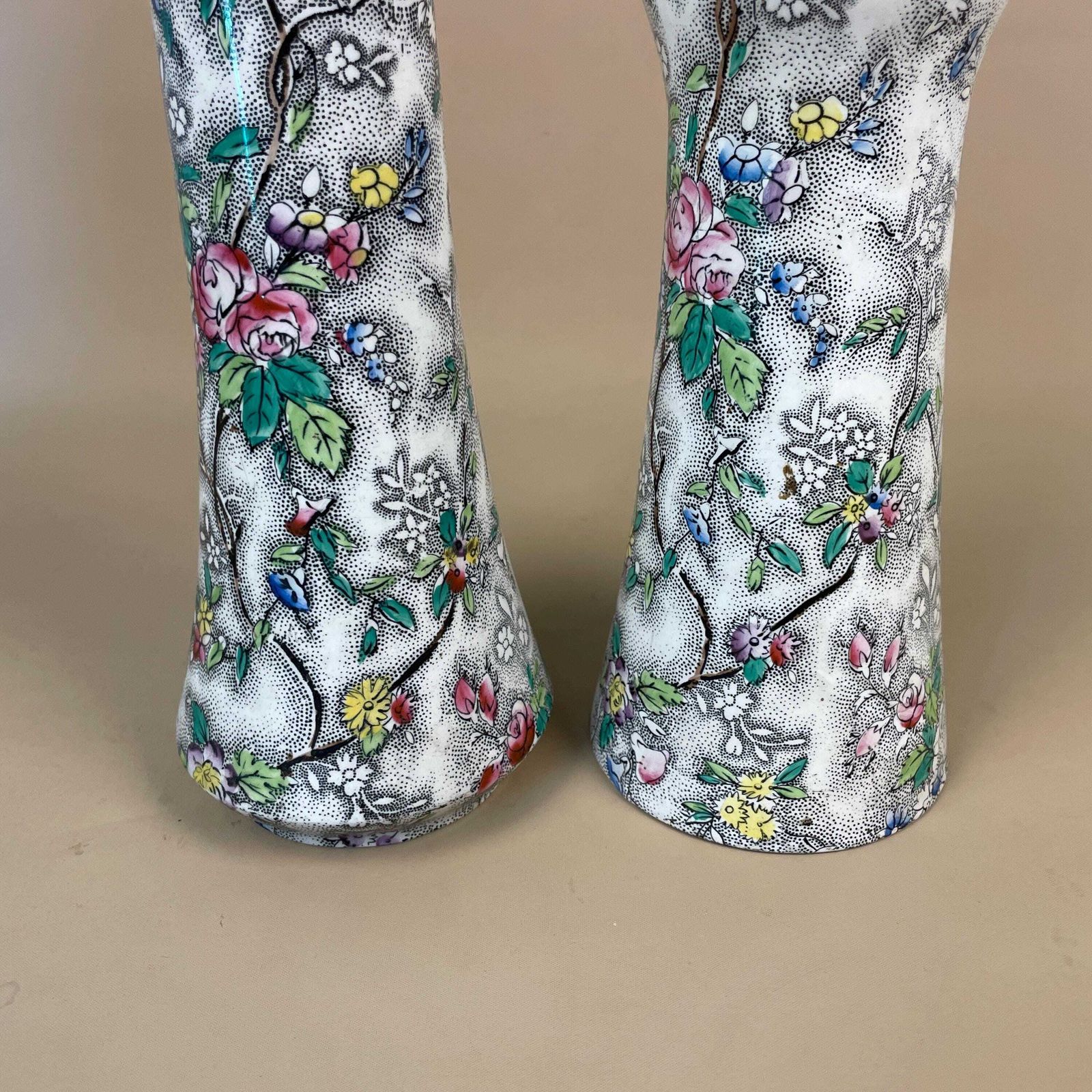 Pair Floral Ceramic Vases Decorative Display Hand Painted Chinoiserie Oriental Flower Vases Mid Century Made In England Pots X2 White photo vinterior