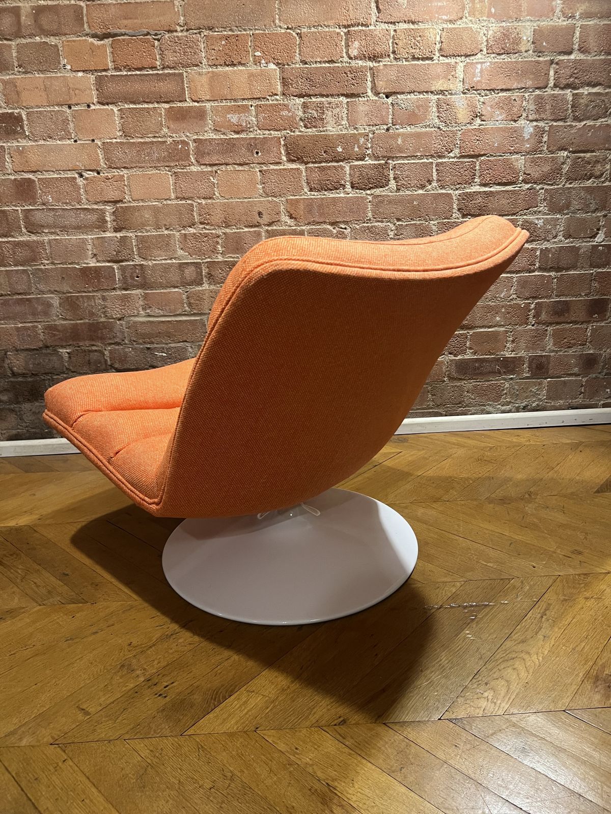 Artifort F506 Lounge Chair By Geoffrey David Harcourt photo for sale