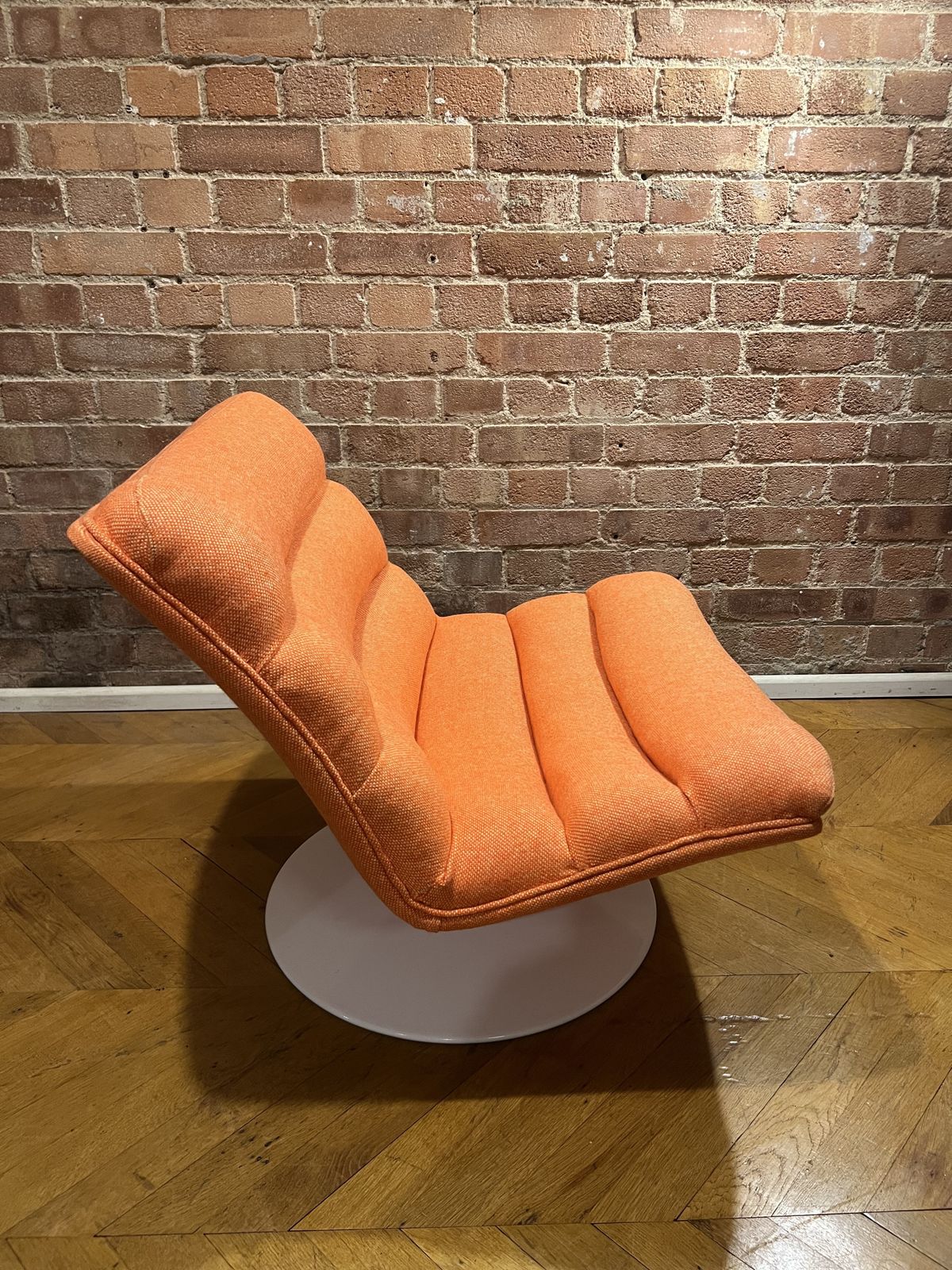 Artifort F506 Lounge Chair By Geoffrey David Harcourt photo vinterior