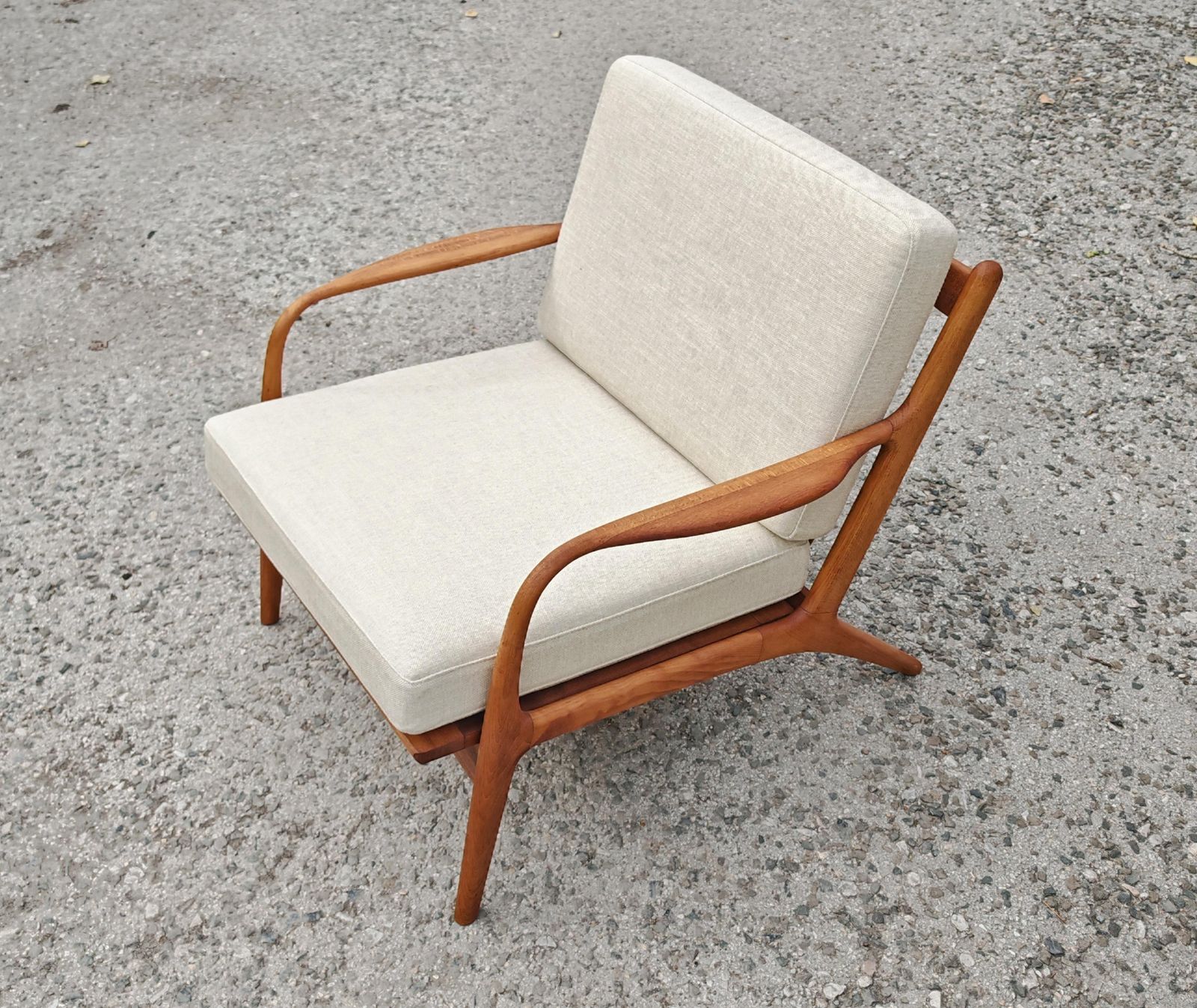 Pair Of Mid Century Modern Armchairs By Adrian Pearsall, Model 2315 C, USA 1960s photo vinterior
