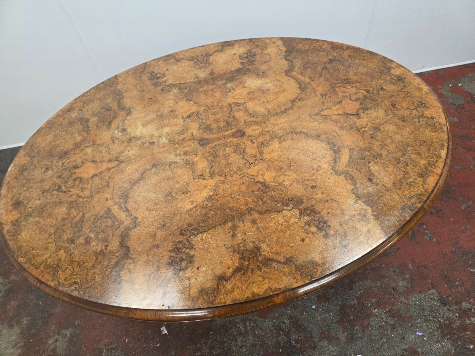 Victorian Burr Walnut Topped Coffee Table In A Modern Cast Iron Tripod Base photo Furniture