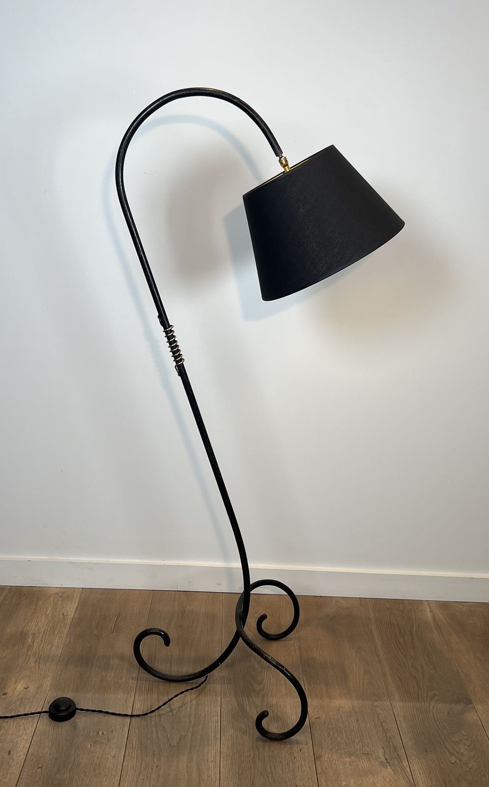 photo vinterior Designer Parquet Floor Lamp In Black Lacquered Metal And Brass In The Style Of Jean Royère