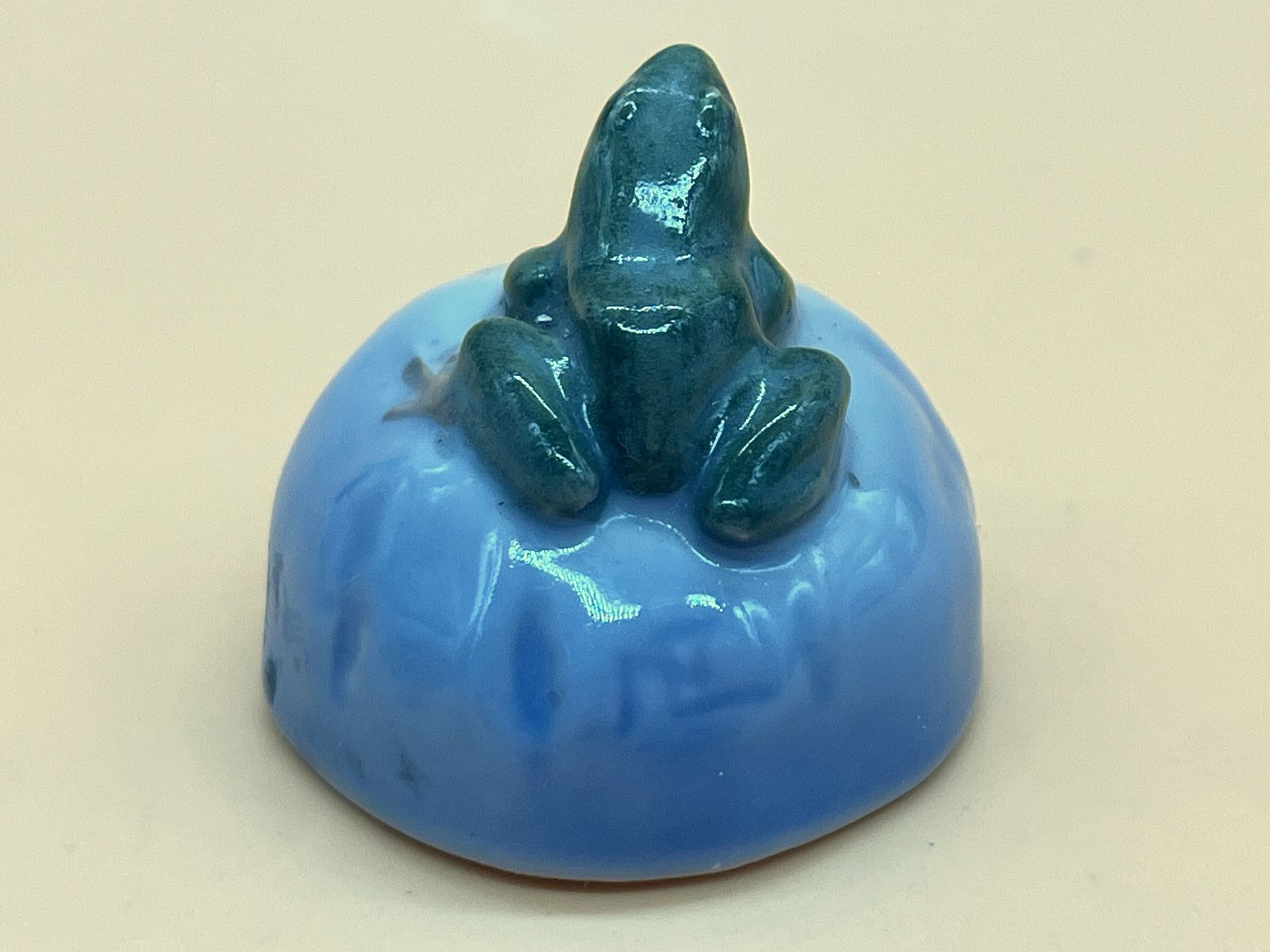 Royal Copenhagen Porcelain Frog On A Rock Figurine. No. 507. photo Home Decor