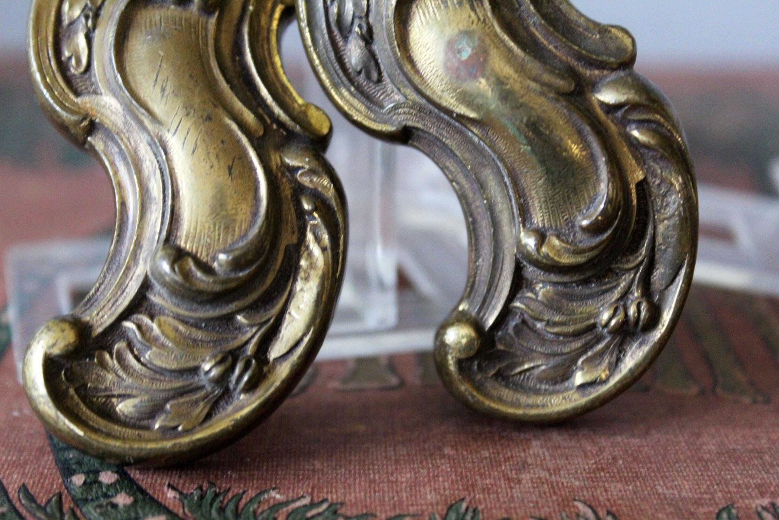 Set Van Twee Antieke Franse Regency Gegoten Bronzen Deurgrepen, Restauratiemateriaal, Sierlijk Paar Deurgrepen, Kasteel/Architecturaal, L B Paris photo Bouwonderdelen