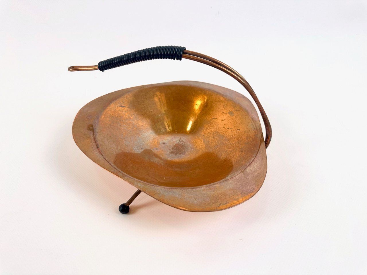 Mid Century Modern Copper Bowl In The Style Of Carl Auböck, Austria, 1950s photo furniture
