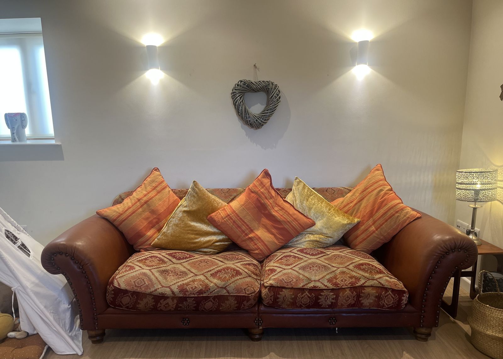 photo vintage Tetrad Eastwood Grande Sofa & Footstool